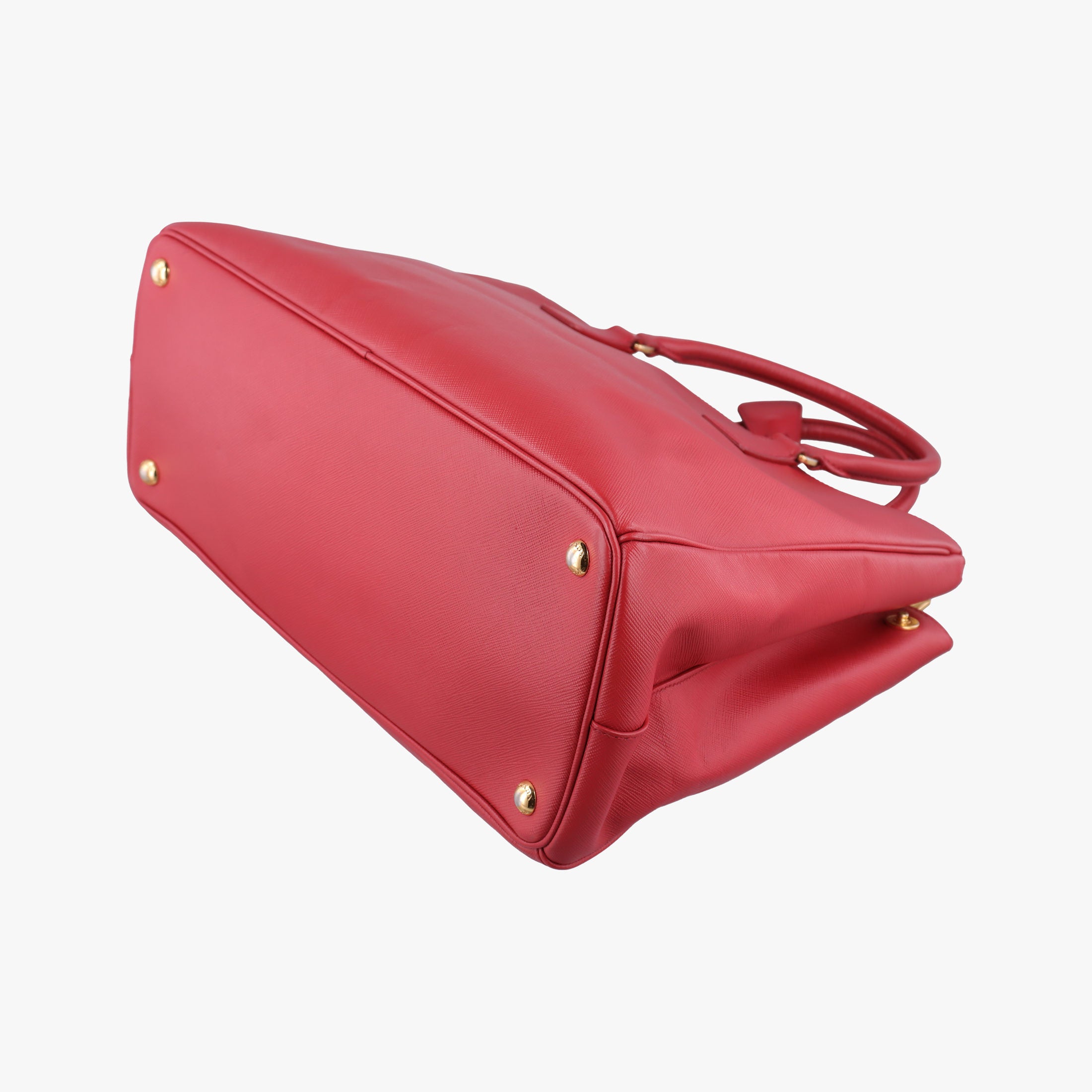Pre-owned Prada Galleria Red SAFFIANO Leather BN1786 handbag | stylenewstar