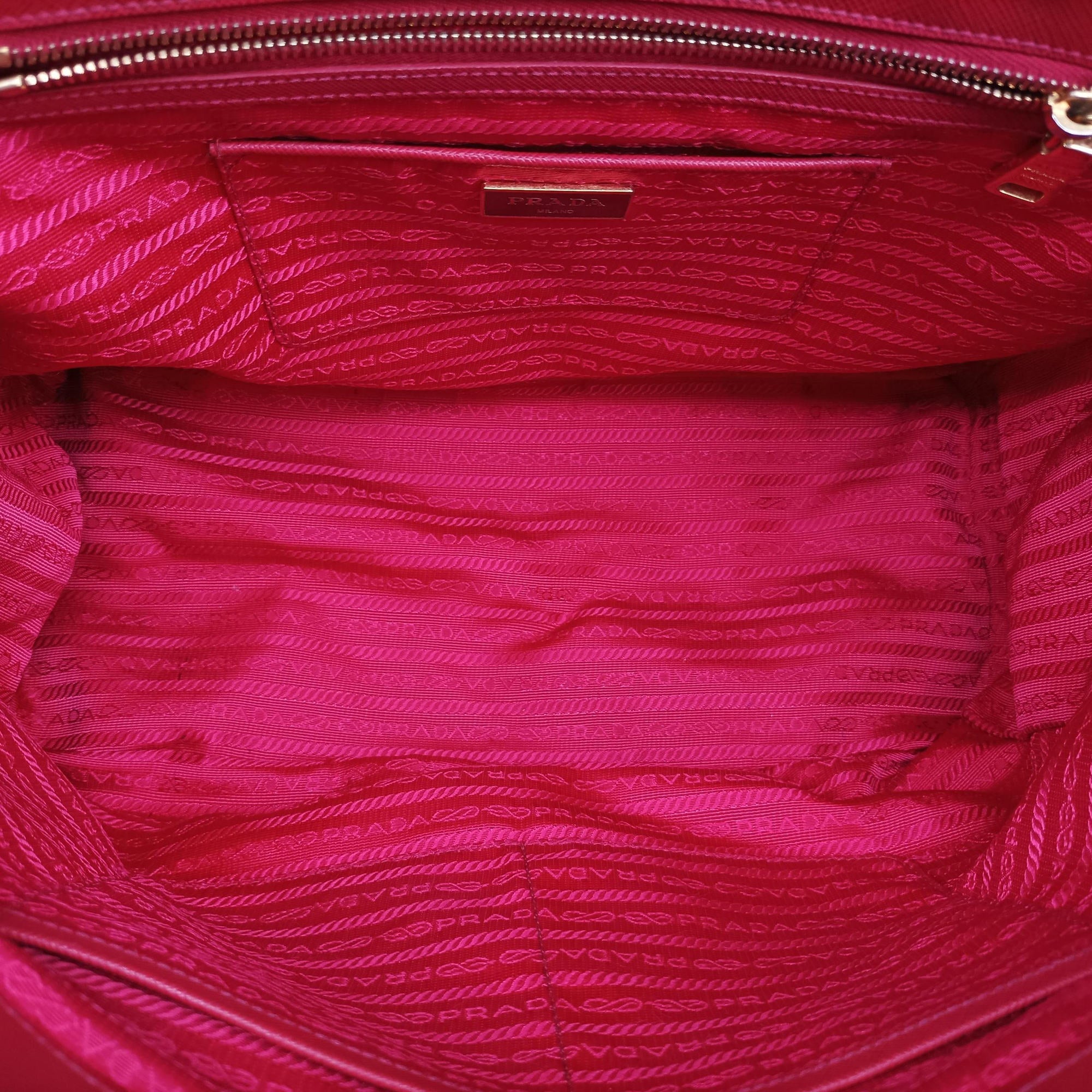 Pre-owned Prada Galleria Red SAFFIANO Leather BN1786 handbag | stylenewstar