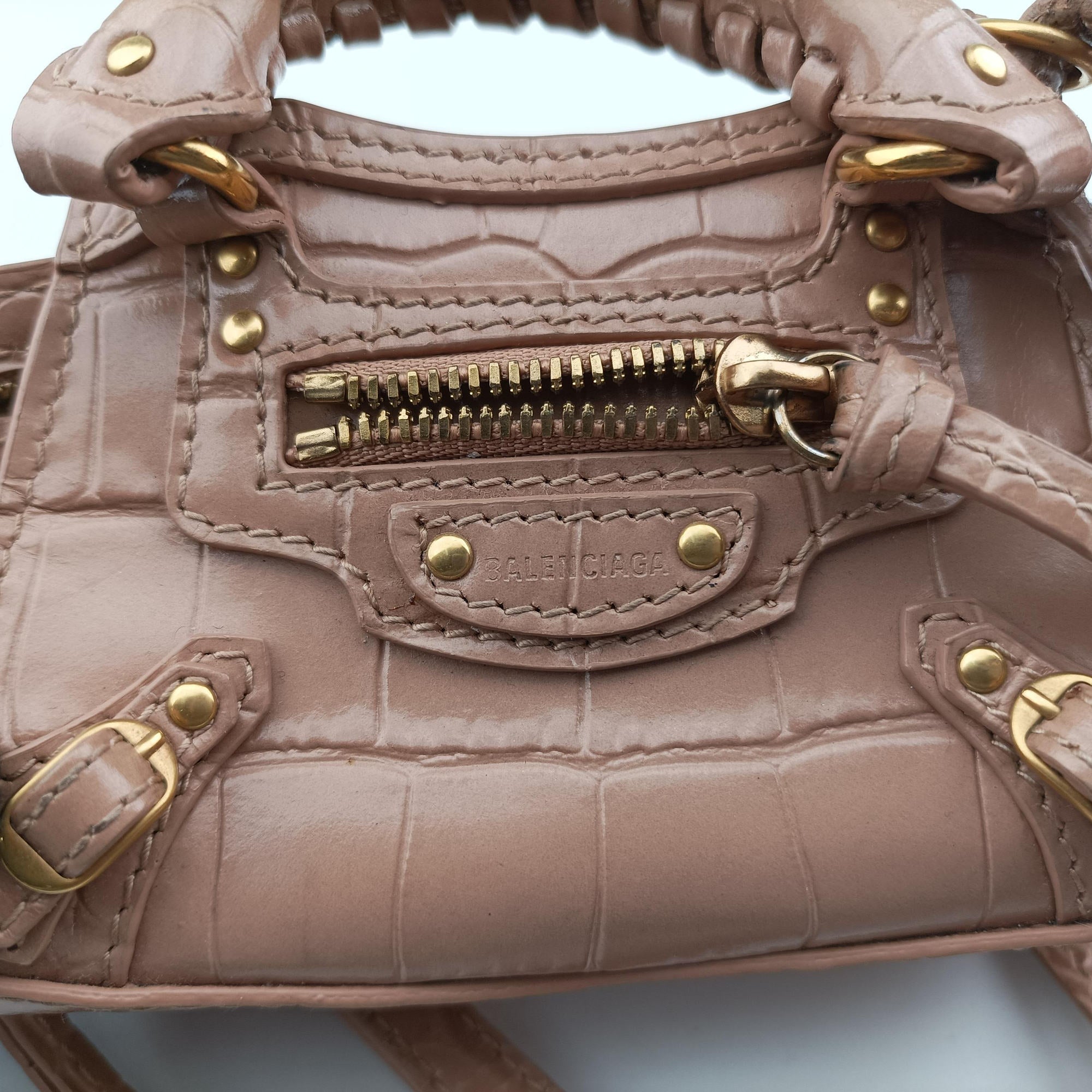 Pre-owned Balenciaga Neo Classic City nano Pink Leather  shoulderbag | stylenewstar