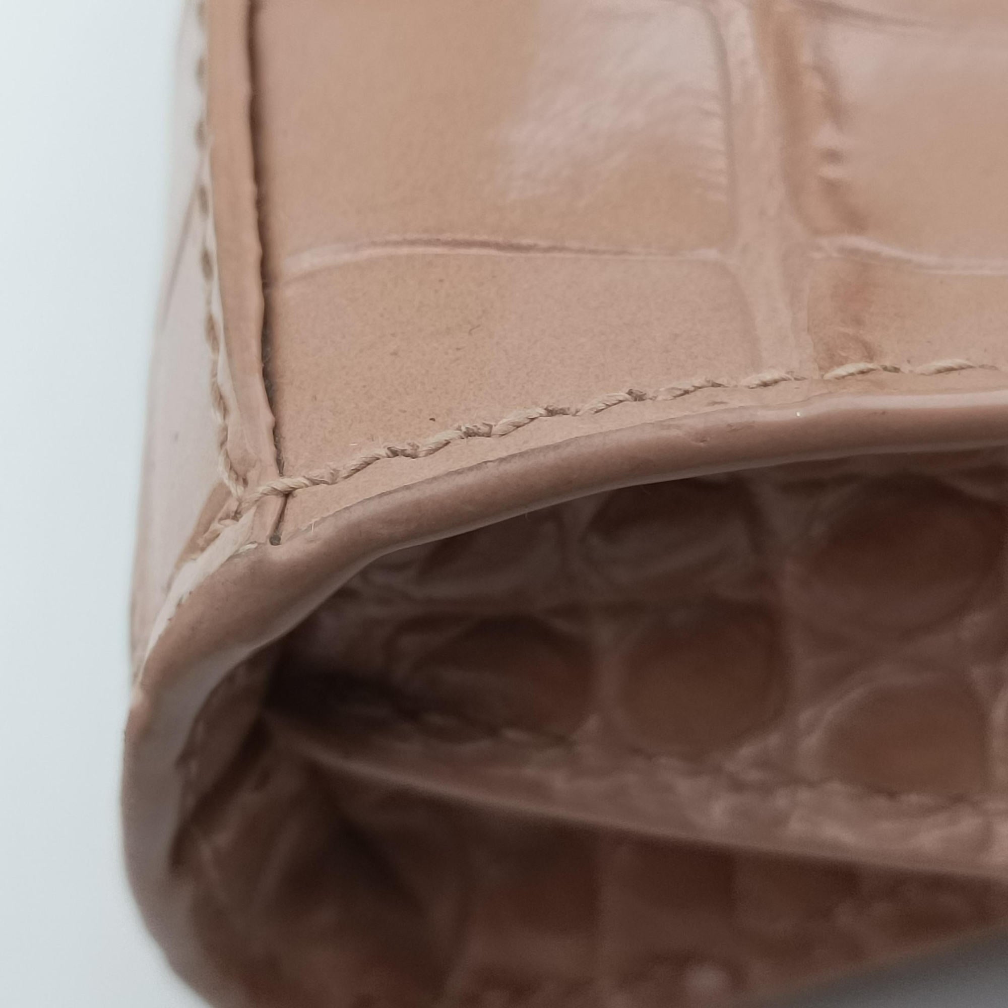 Pre-owned Balenciaga Neo Classic City nano Pink Leather  shoulderbag | stylenewstar