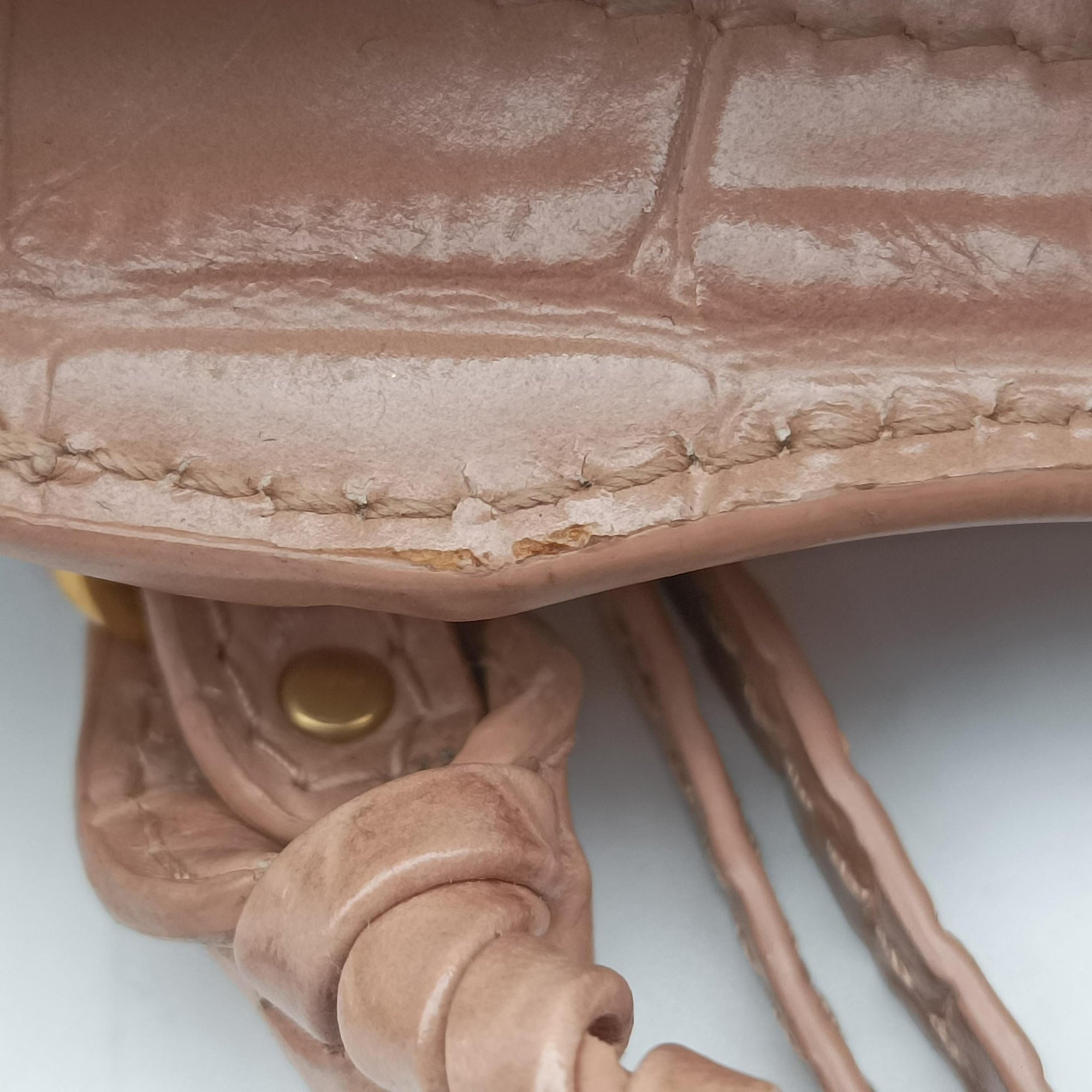 Pre-owned Balenciaga Neo Classic City nano Pink Leather  shoulderbag | stylenewstar