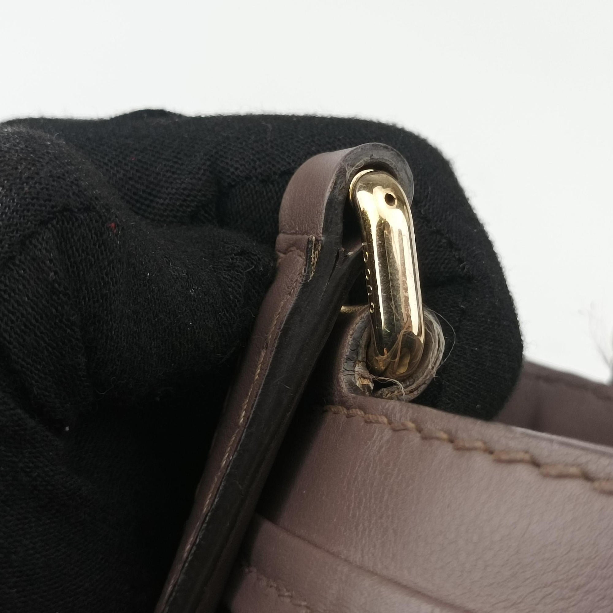 Pre-owned Gucci Mayfair Brown Leather 257061 handbag | stylenewstar