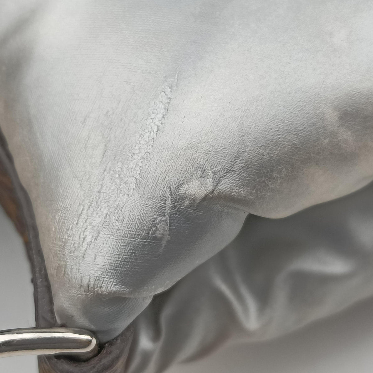 Secondhand Louis Vuitton Maxi Multi Pochette Accessoires Silver Recycled metallic nylon M21057 shoulderbag | stylenewstar