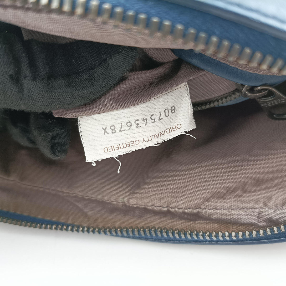 Pre-owned Bottega Veneta Intrecciato Blue×Black lambskin  shoulderbag | stylenewstar