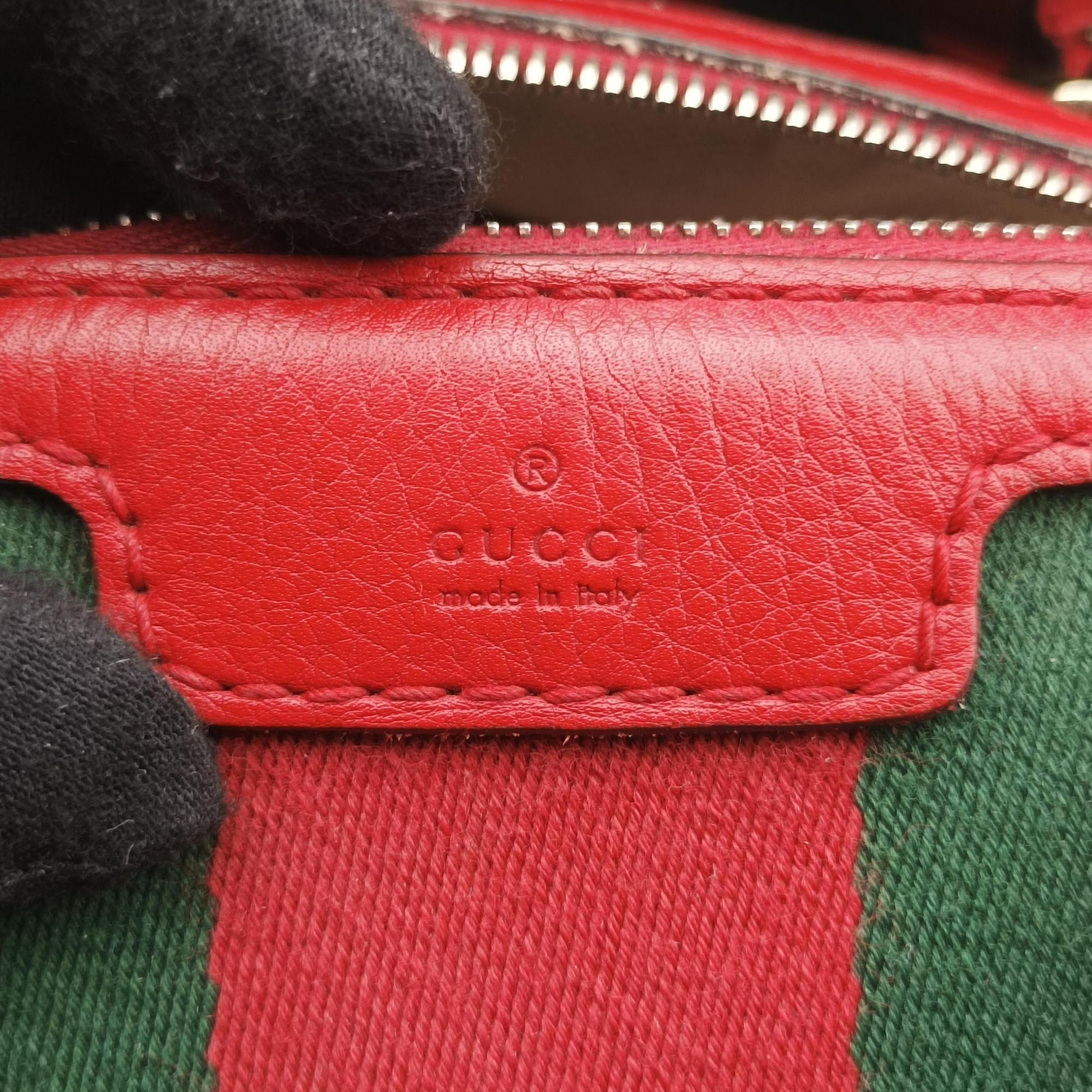 Pre-owned Gucci Sherry Line Beige×Red×Green canvas×leather 247205 shoulderbag | stylenewstar