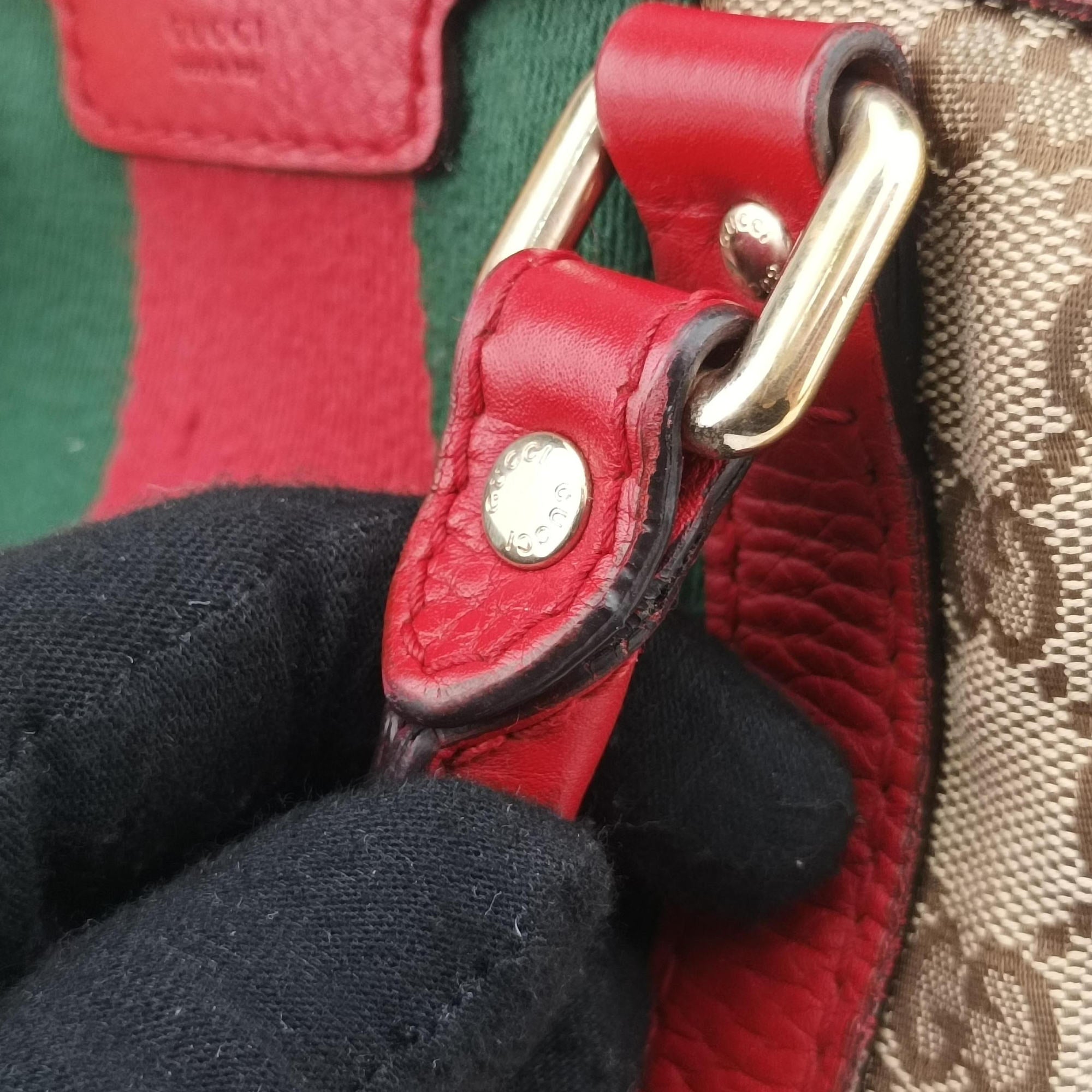 Pre-owned Gucci Sherry Line Beige×Red×Green canvas×leather 247205 shoulderbag | stylenewstar