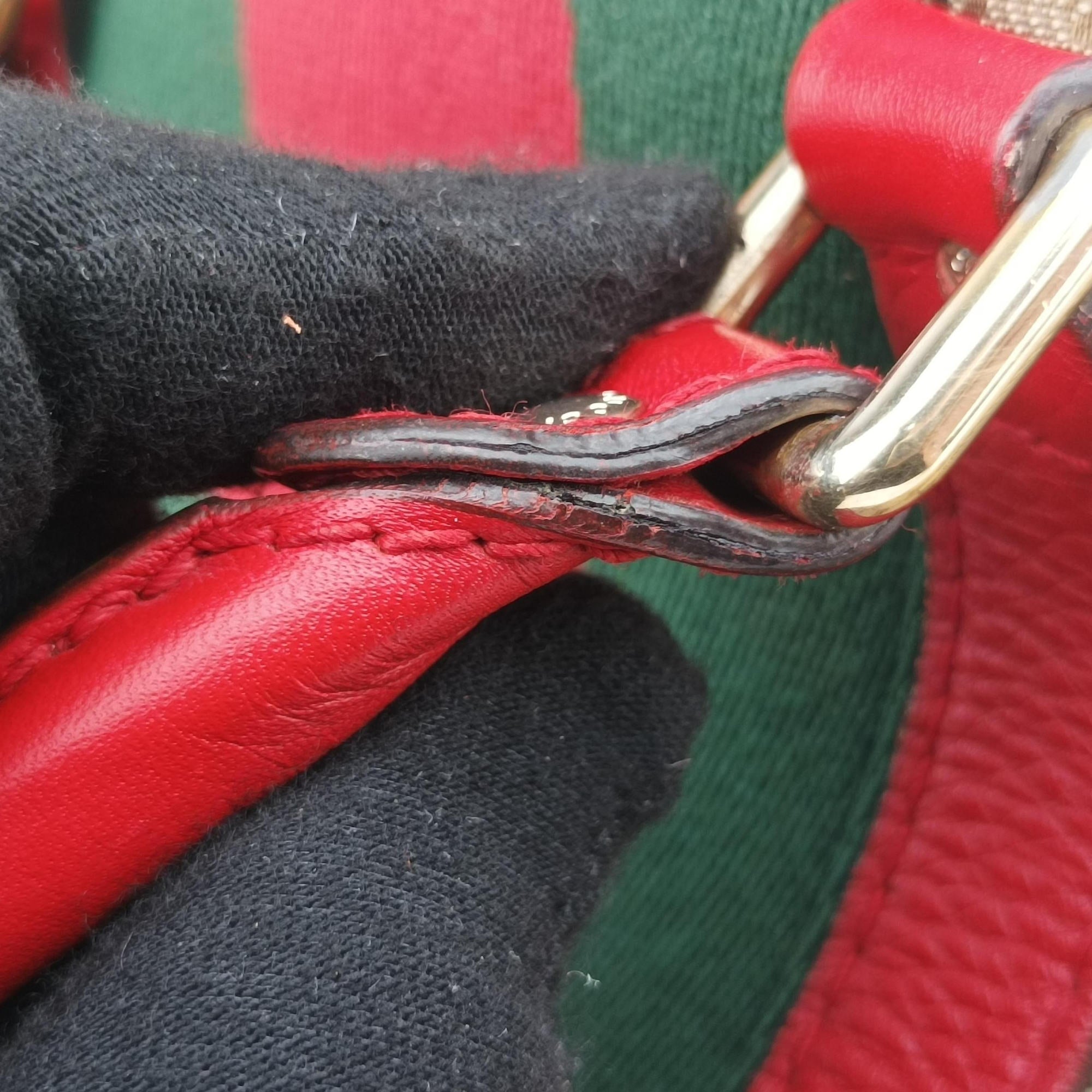 Pre-owned Gucci Sherry Line Beige×Red×Green canvas×leather 247205 shoulderbag | stylenewstar