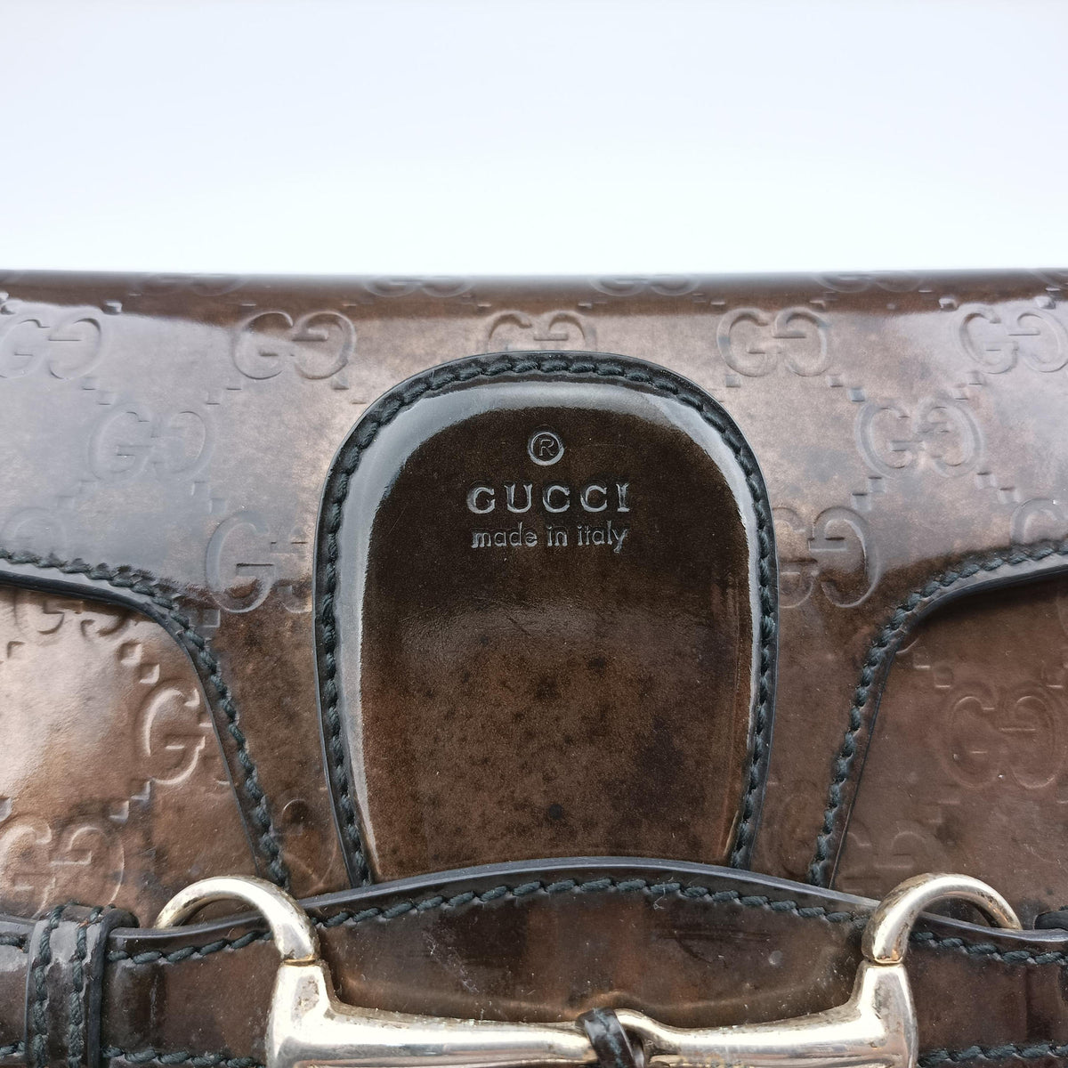 Pre-owned Gucci Emily Golden Patent 295402 shoulderbag | stylenewstar