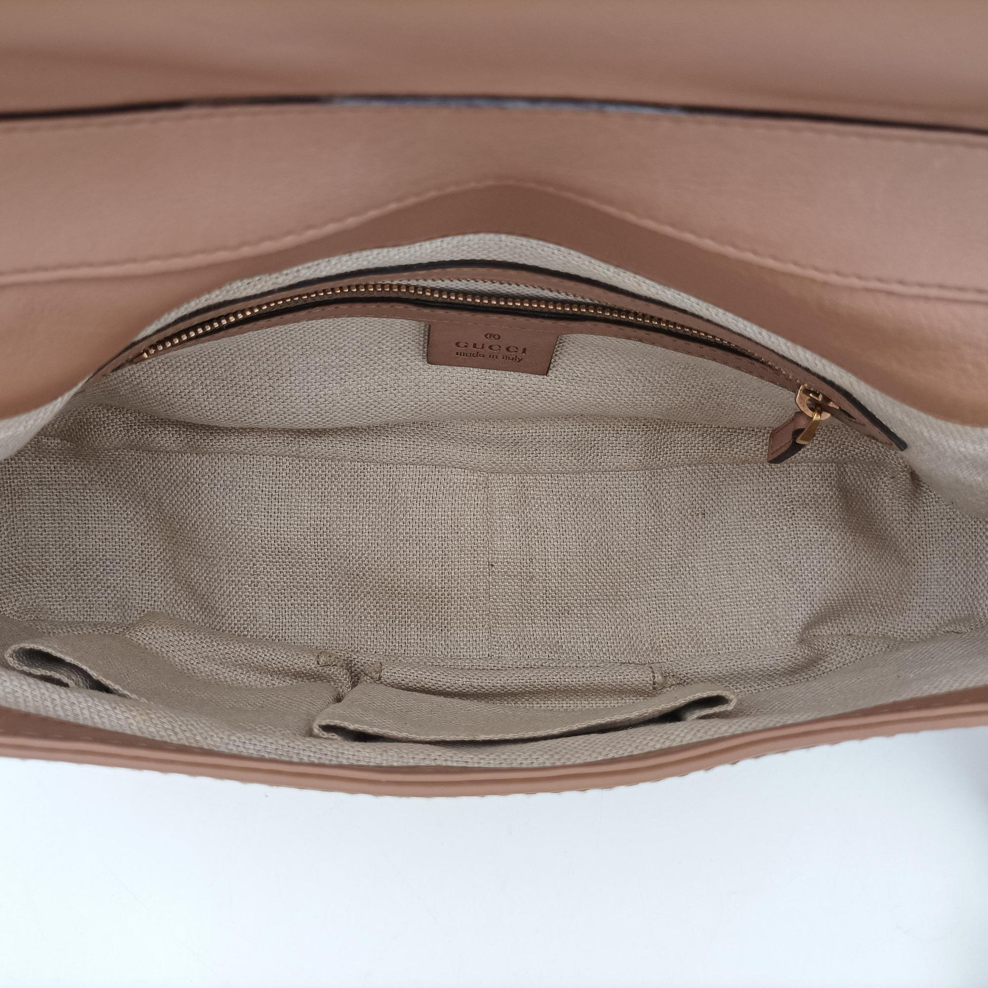 Pre-owned Gucci Tassel Handmade Medium Flap Camel Leather 263954 shoulderbag | stylenewstar