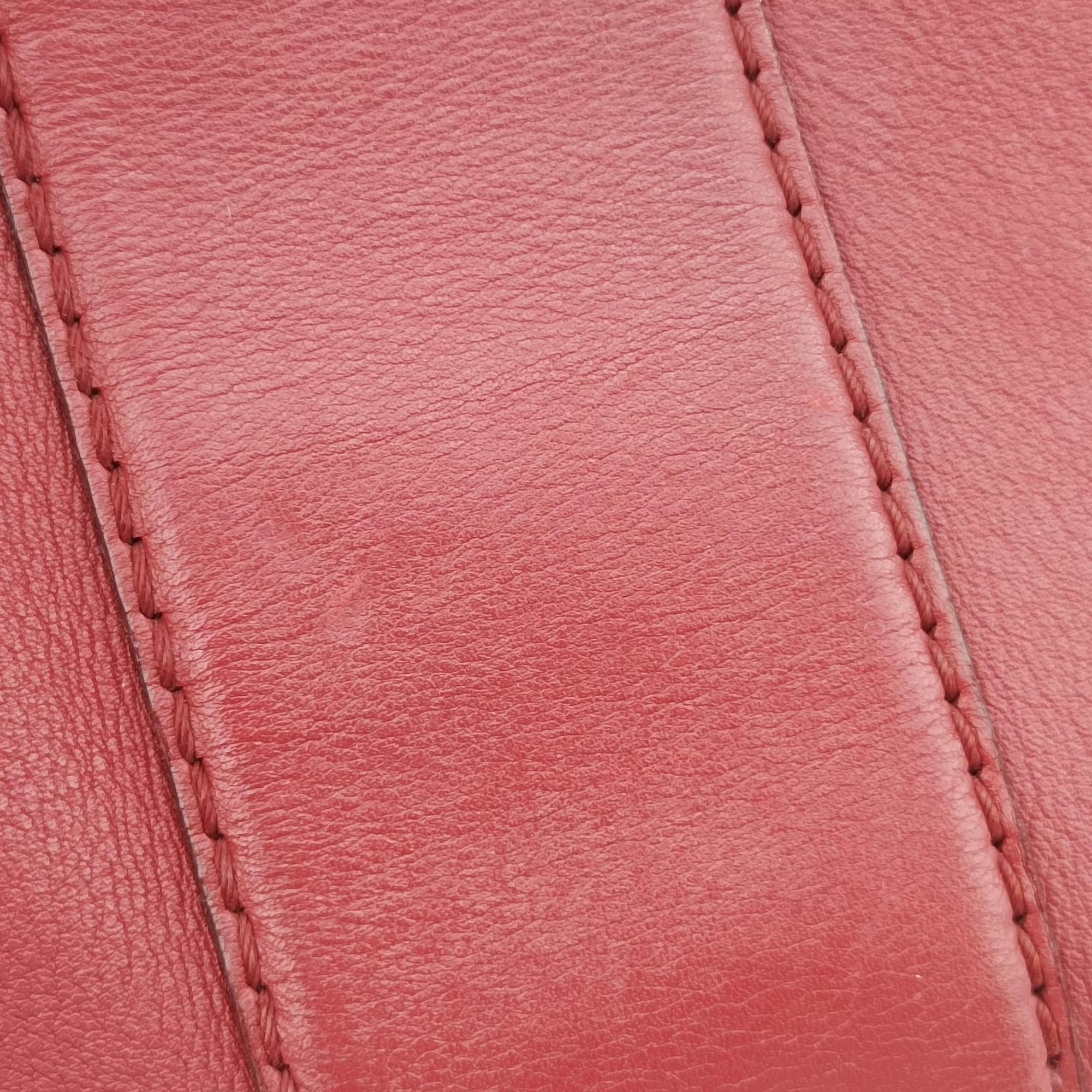 Secondhand Gucci Guccissima Tender Red Leather 269925 shoulderbag | stylenewstar