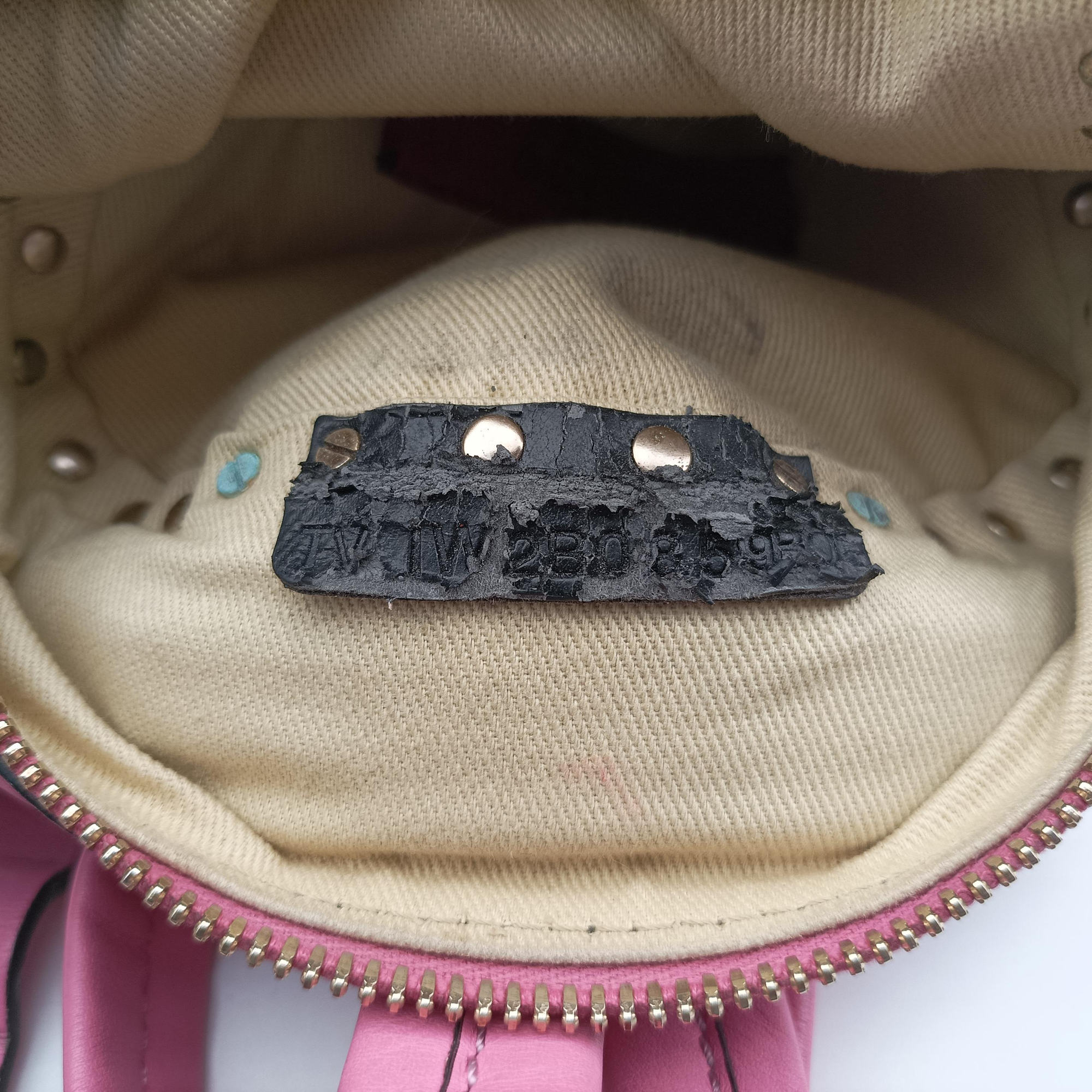 Secondhand Valentino Rockstud Pink Leather  backpack/rucksack | stylenewstar