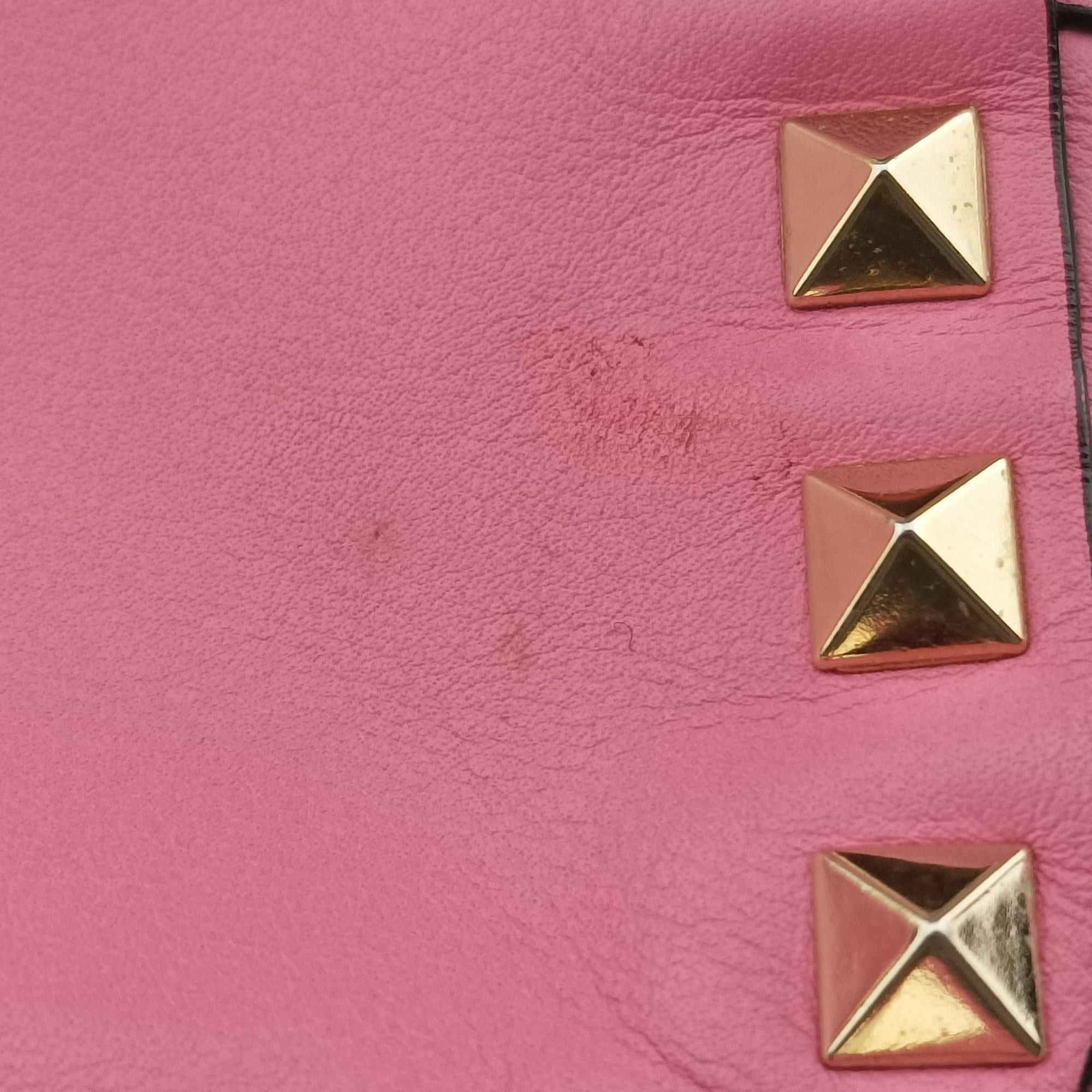 Secondhand Valentino Rockstud Pink Leather  backpack/rucksack | stylenewstar