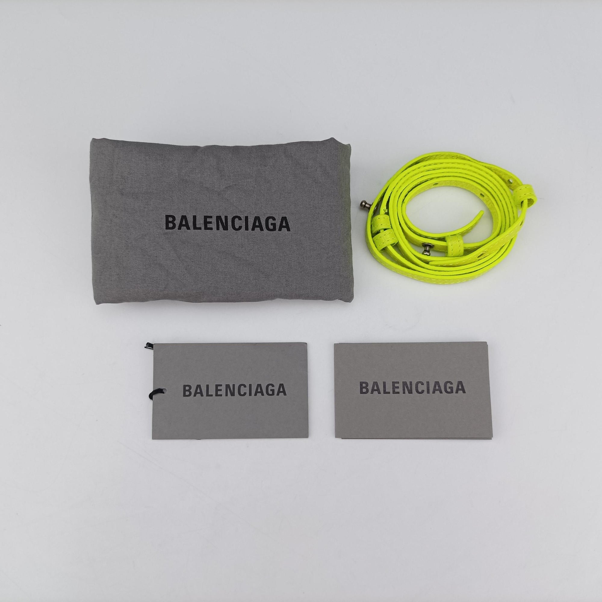 Pre-owned Balenciaga Le Cagole Green lambskin  shoulderbag | stylenewstar