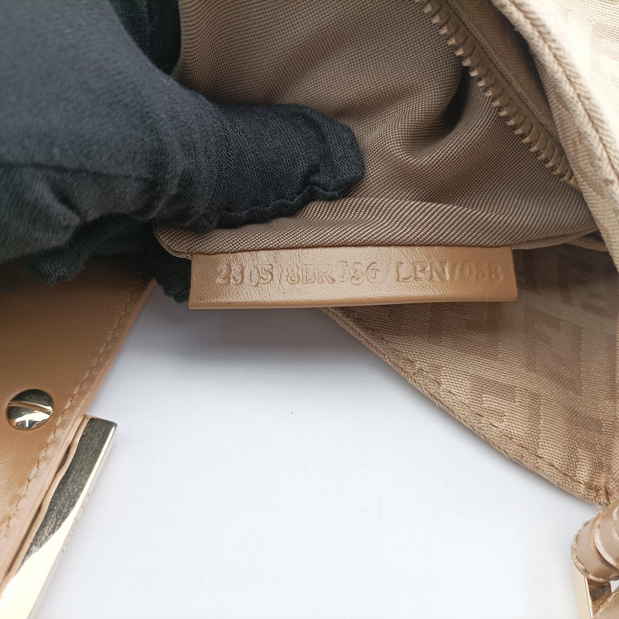 Pre-owned Fendi Zucchino Beige canvas 8BR036 handbag | stylenewstar