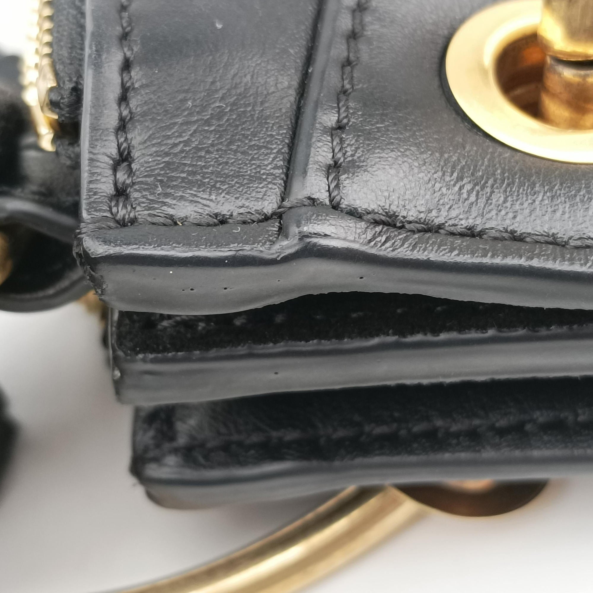 Pre-owned Chloe Roy Black Leather  shoulderbag | stylenewstar
