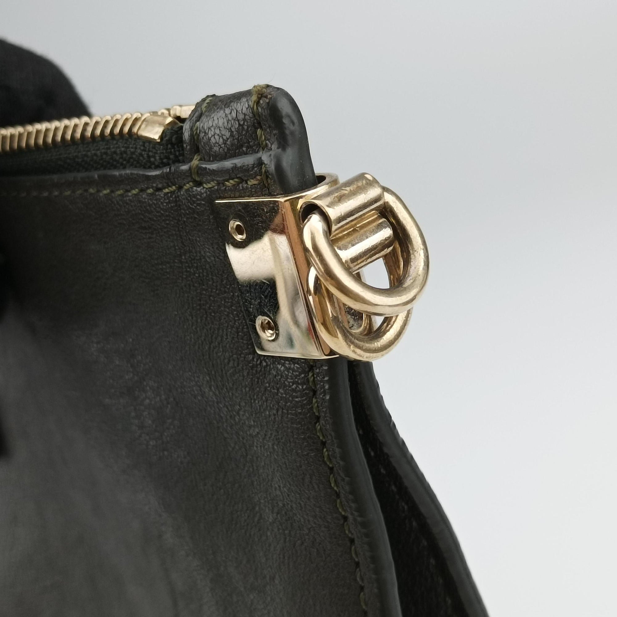 Pre-owned VERSACE Studded Medusa Green Leather  shoulderbag | stylenewstar