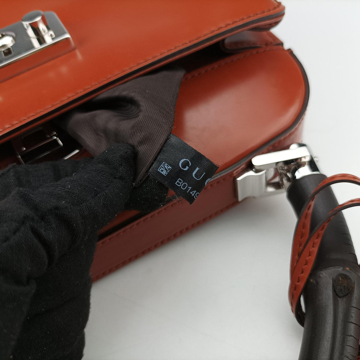 Pre-owned Gucci Bamboo Orange Leather 331830 handbag | stylenewstar