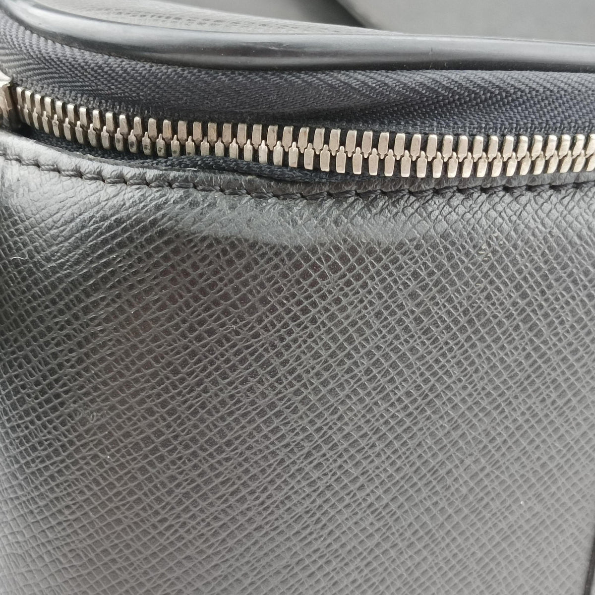 Secondhand Louis Vuitton Pegase 55 ARDOISE Taiga Leather M23272 suitcase | stylenewstar