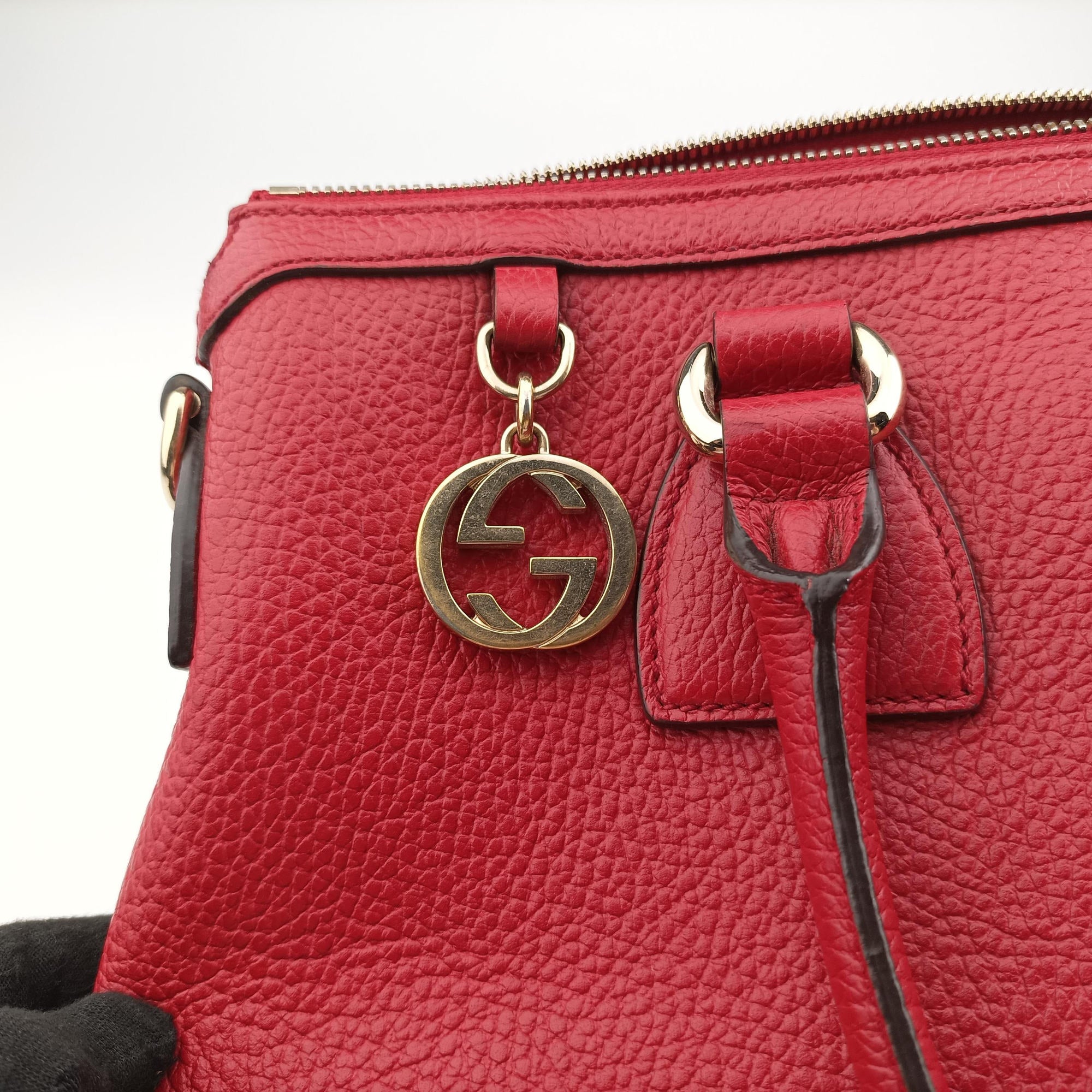 Vintage Gucci interlocking G Charmy Red Leather 449659 handbag | stylenewstar
