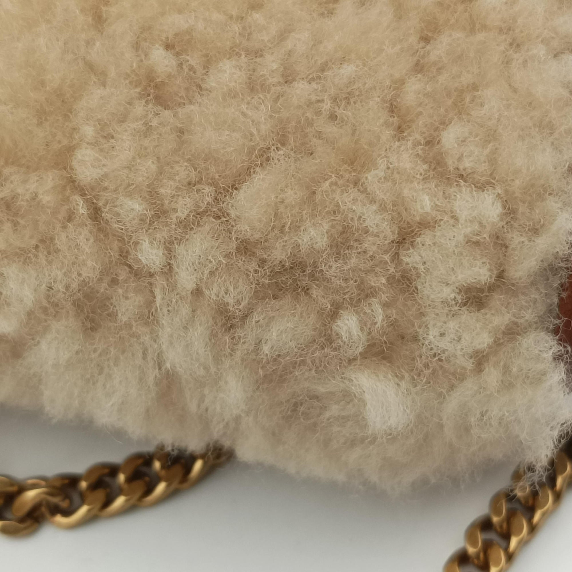 Secondhand Yves Saint Laurent Le K Baby Satchel Brown Shearling x Leather 657818 shoulderbag | stylenewstar