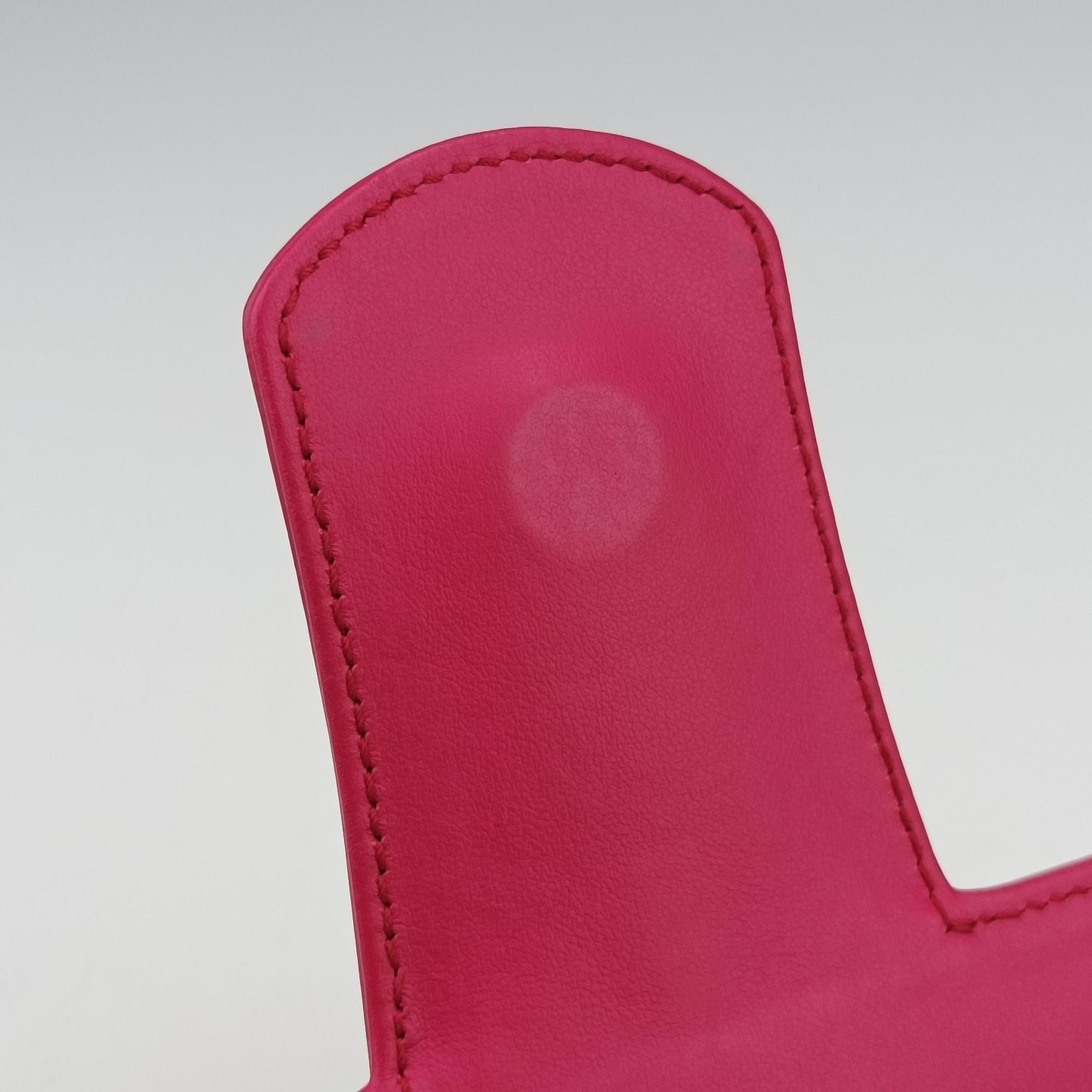 Secondhand Ferragamo Thalia Rose Leather  shoulderbag | stylenewstar