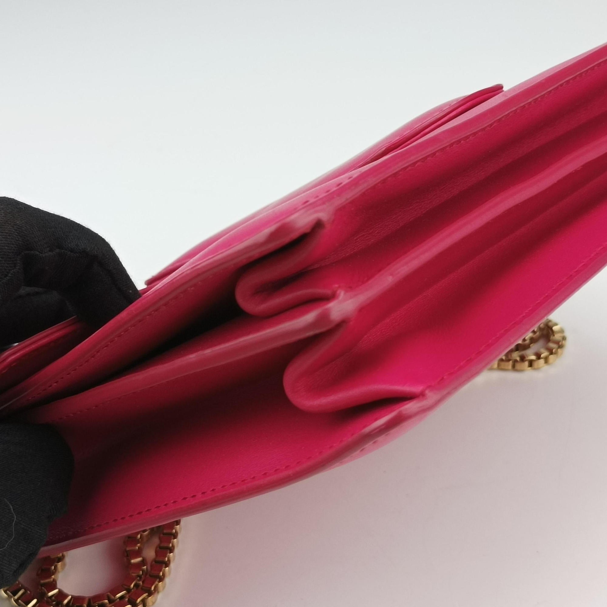 Secondhand Ferragamo Thalia Rose Leather  shoulderbag | stylenewstar