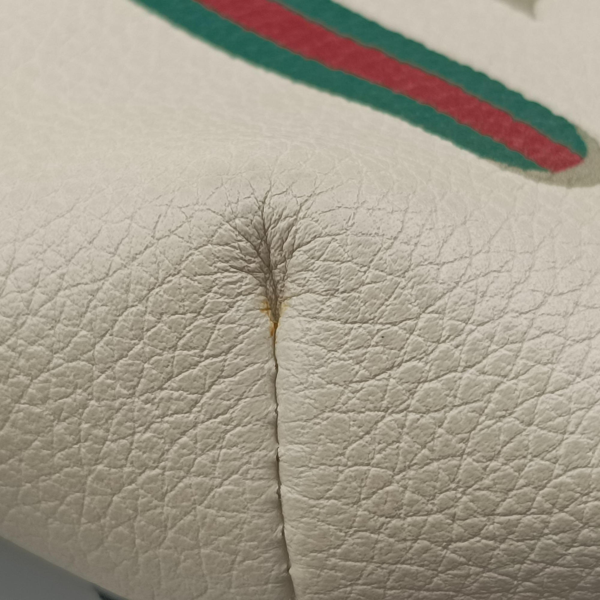Secondhand Gucci Print White Leather 527792 bum bag/waist bag | stylenewstar