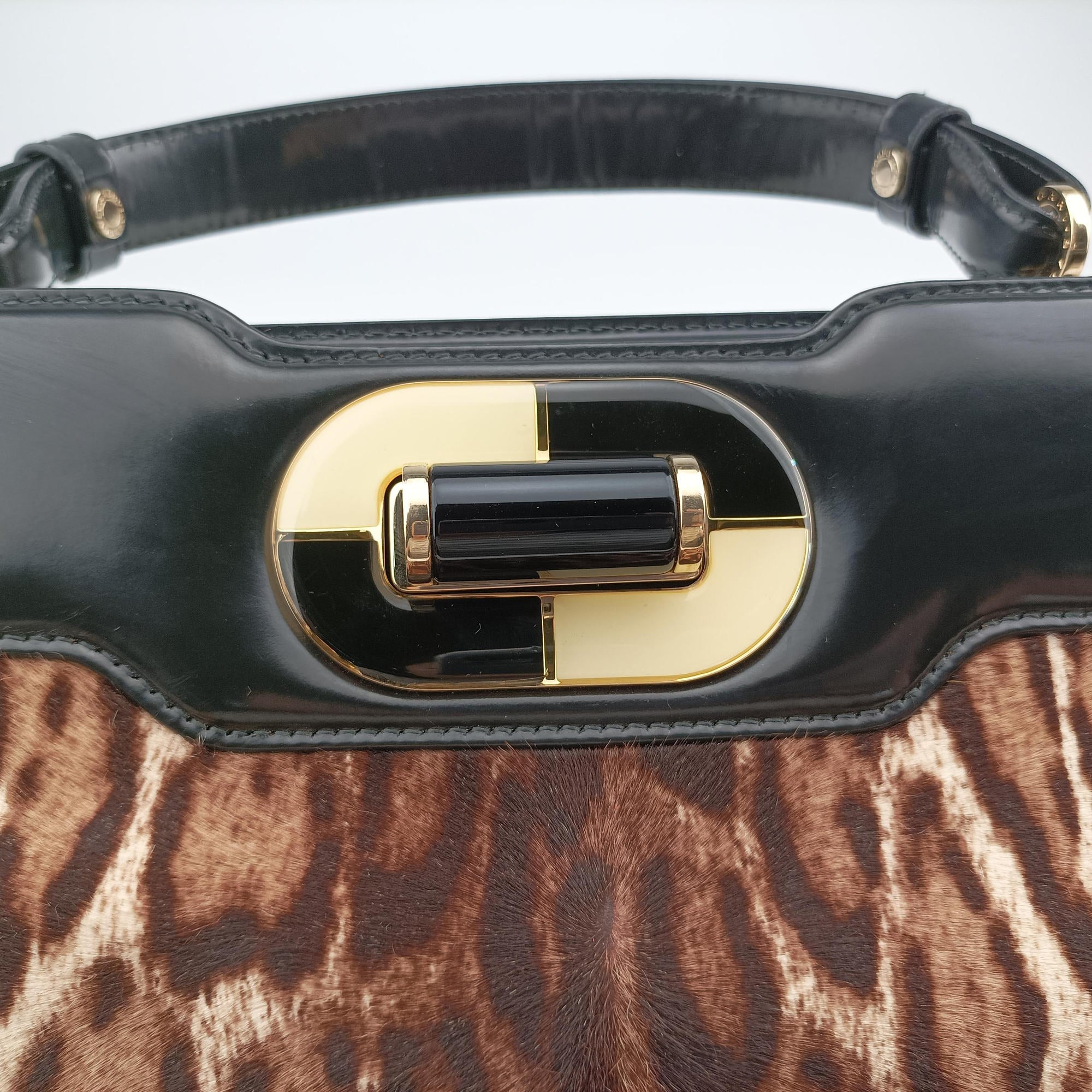 Secondhand Bvlgari Leopard Print Black Leather× Fur  shoulderbag | stylenewstar