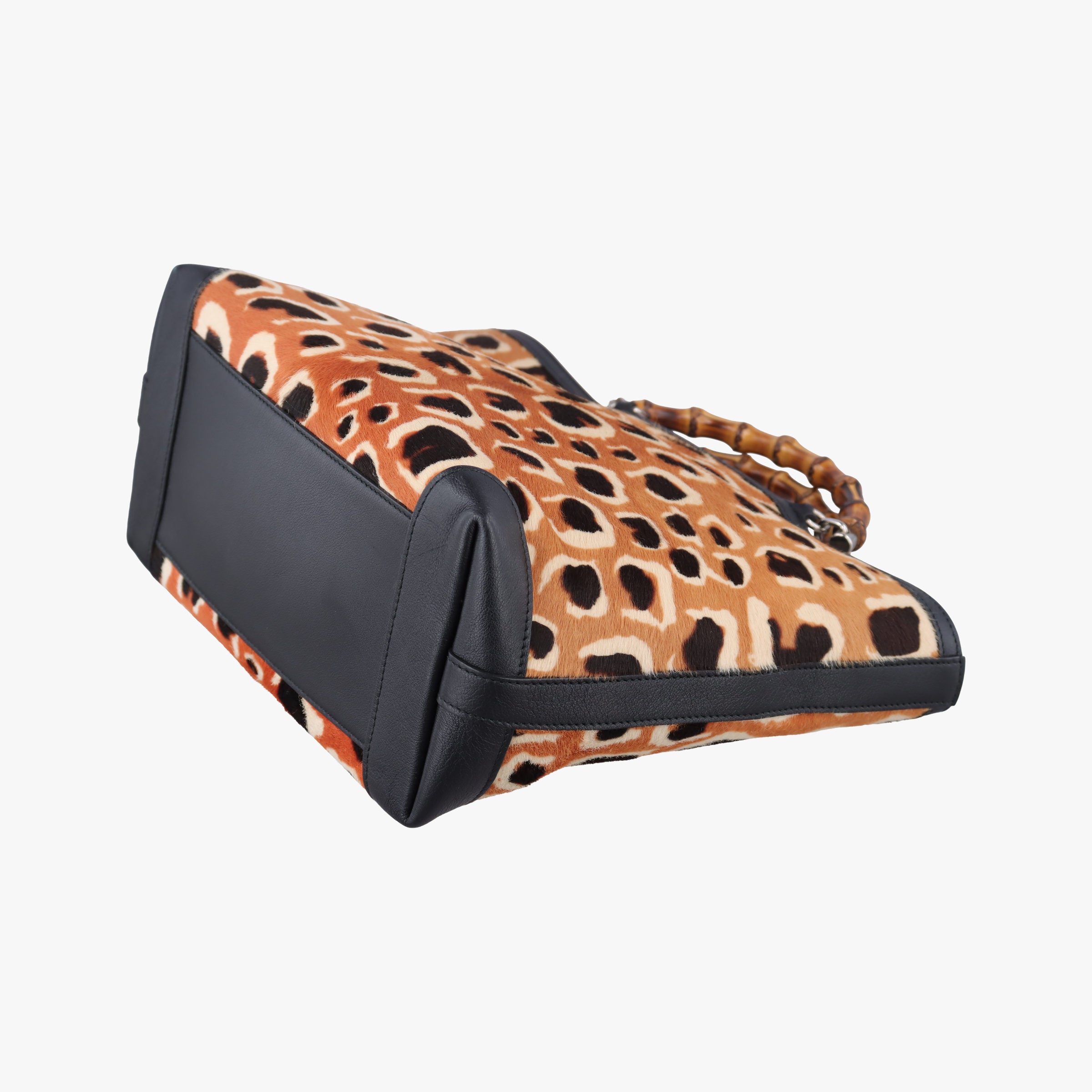 Secondhand Gucci Bamboo Shopper Tote Leopard Leather 311175 handbag | stylenewstar