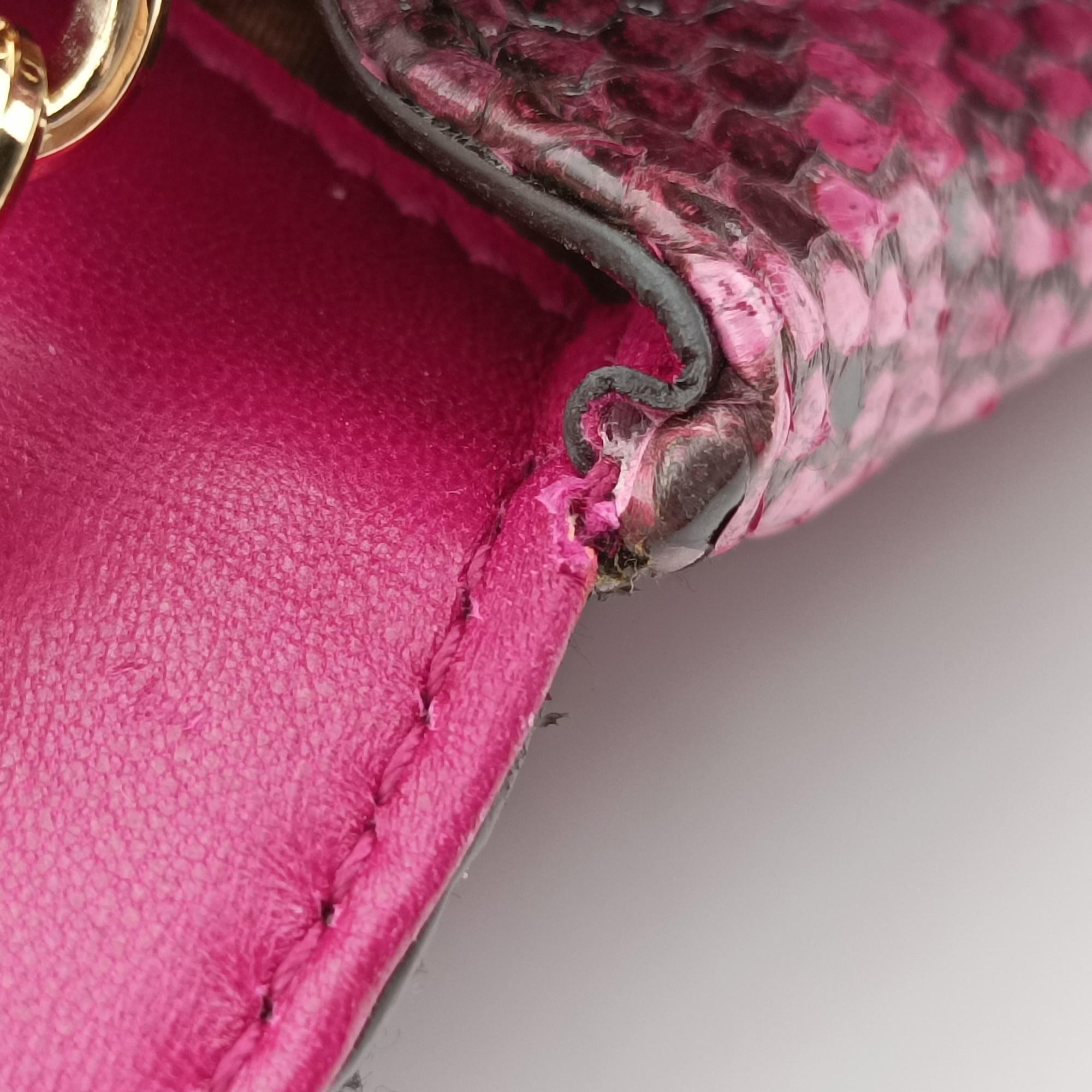 Pre-owned Dolce & Gabbana Exotic Leather Sicily Red×Black snakeskin  shoulderbag | stylenewstar