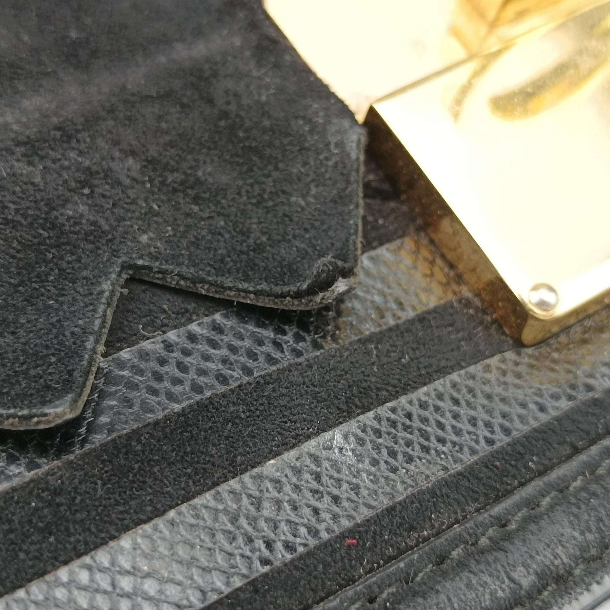 Pre-owned Ferragamo Gancini Black Leather×Suede  shoulderbag | stylenewstar
