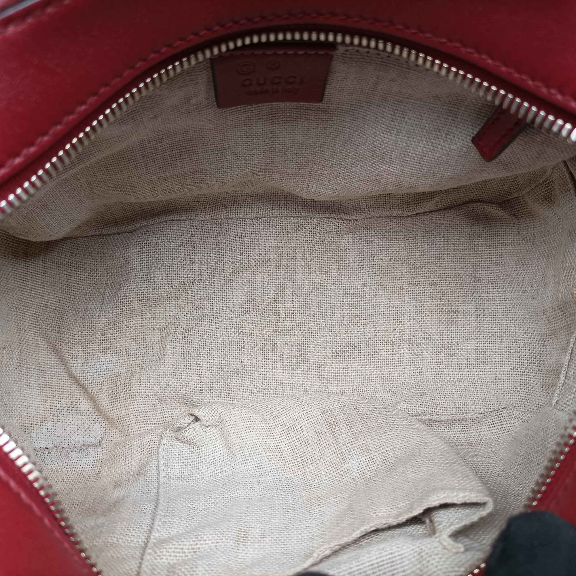 Pre-owned Gucci Microguccissima Red Leather 510289 shoulderbag | stylenewstar