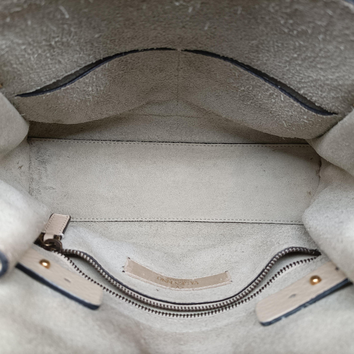 Pre-owned Valentino My Rockstud Rolling Flap Top Handle White Leather  shoulderbag | stylenewstar