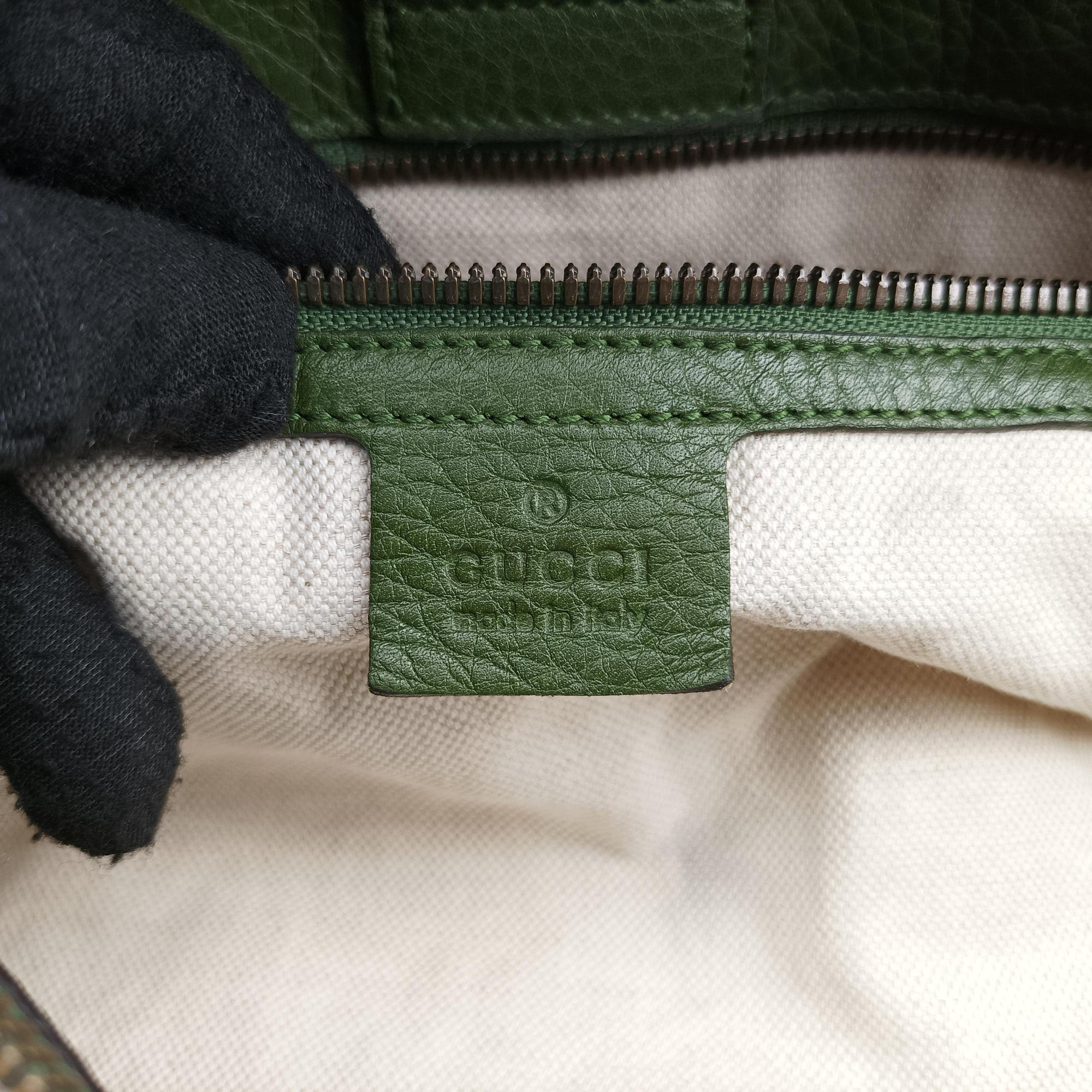 Pre-owned Gucci Bamboo Shopper Green Leather 323660 shoulderbag | stylenewstar