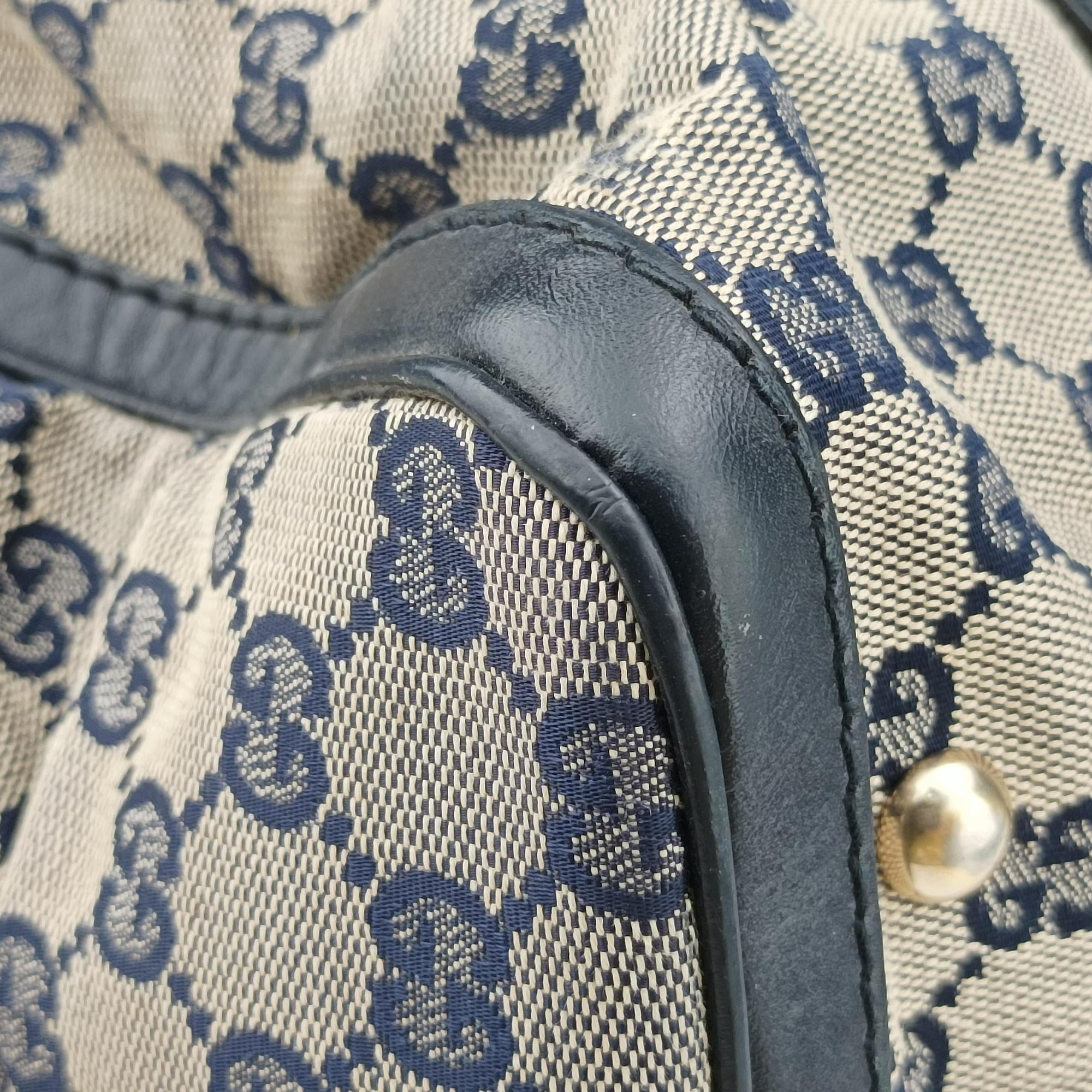 Pre-owned Gucci Sherry Line Navy×red×beige canvas×leather 247205 shoulderbag | stylenewstar