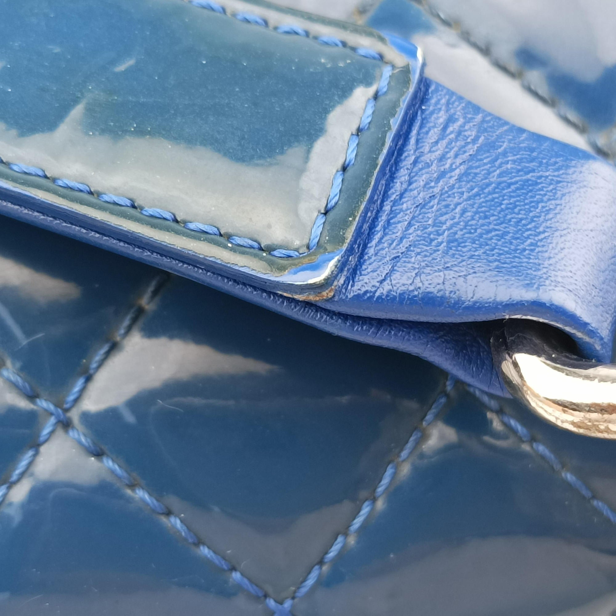 Pre-owned Chanel BOY CHANEL Blue Patent A92693 shoulderbag | stylenewstar