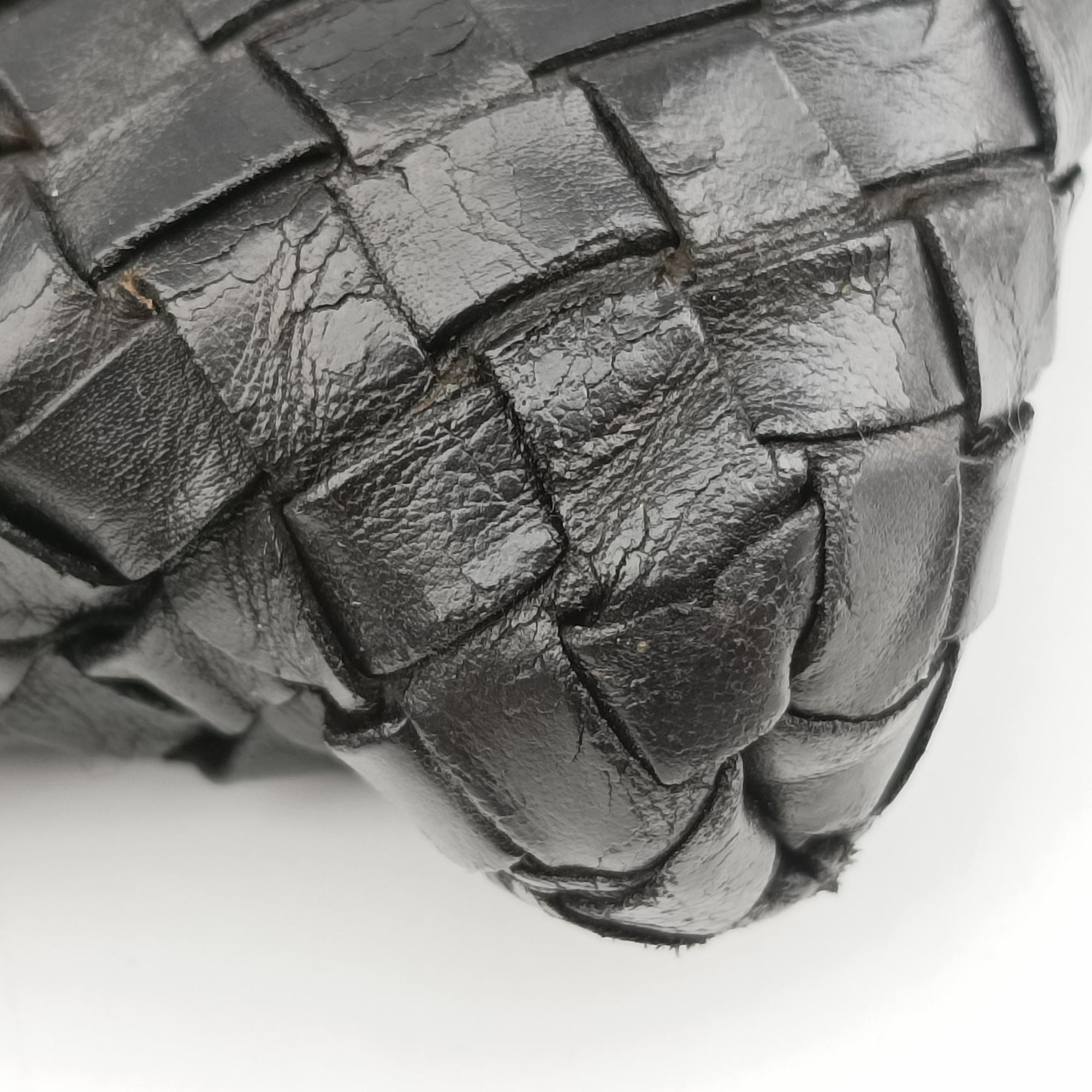 Pre-owned Bottega Veneta Intrecciato Black lambskin  shoulderbag | stylenewstar