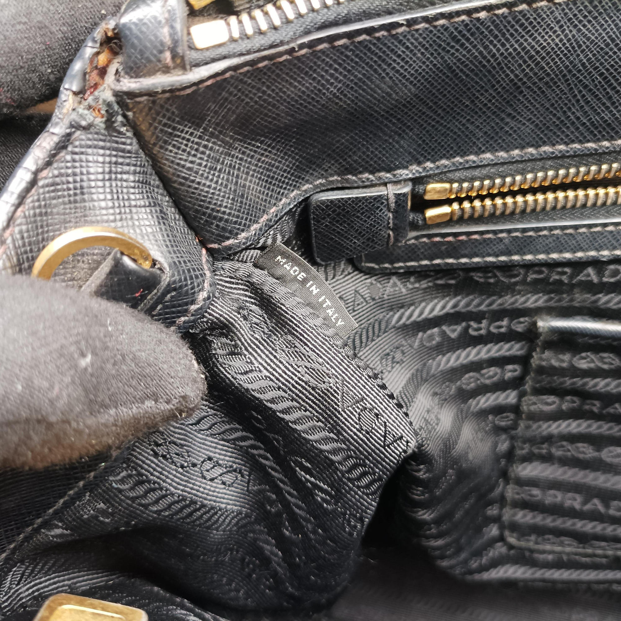 Pre-owned Prada Galleria Black SAFFIANO Leather BN2274 handbag | stylenewstar