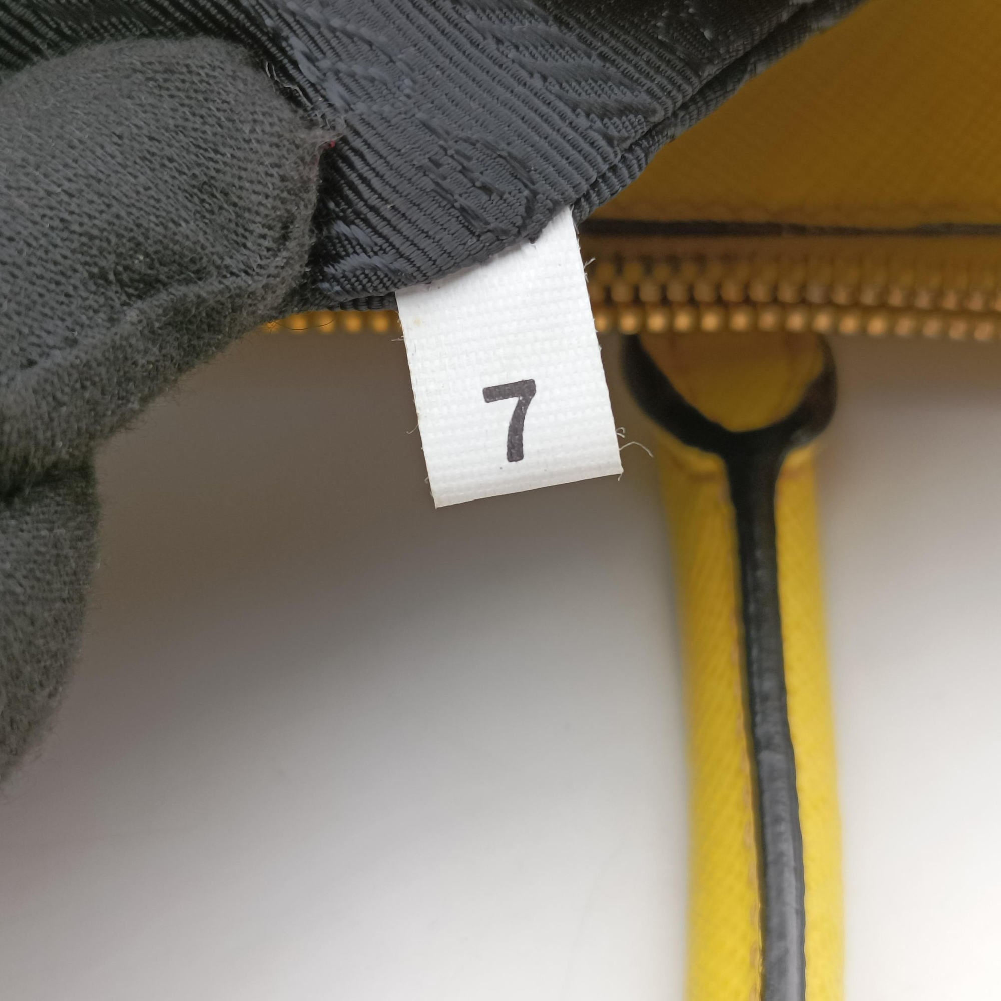 Vintage Prada Galleria Yellow SAFFIANO Leather BN2274 shoulderbag | stylenewstar