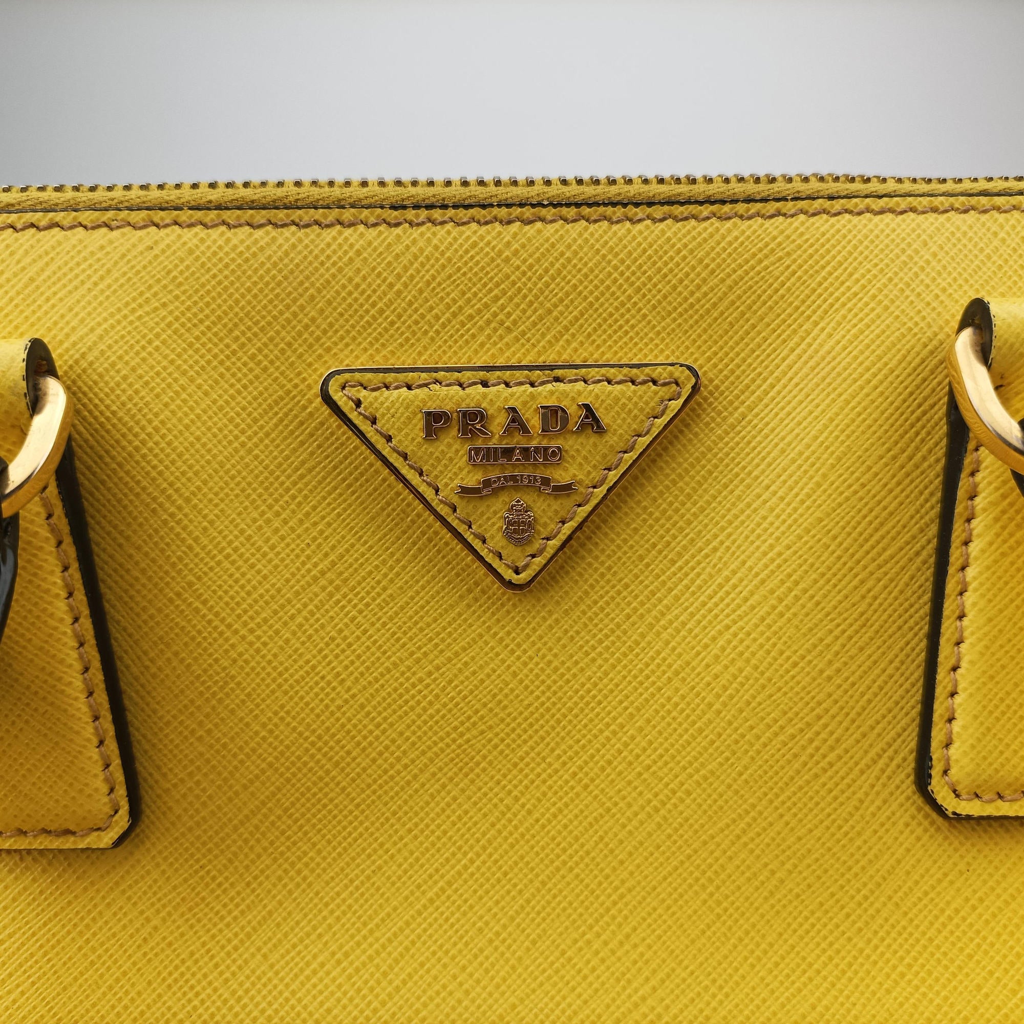Vintage Prada Galleria Yellow SAFFIANO Leather BN2274 shoulderbag | stylenewstar