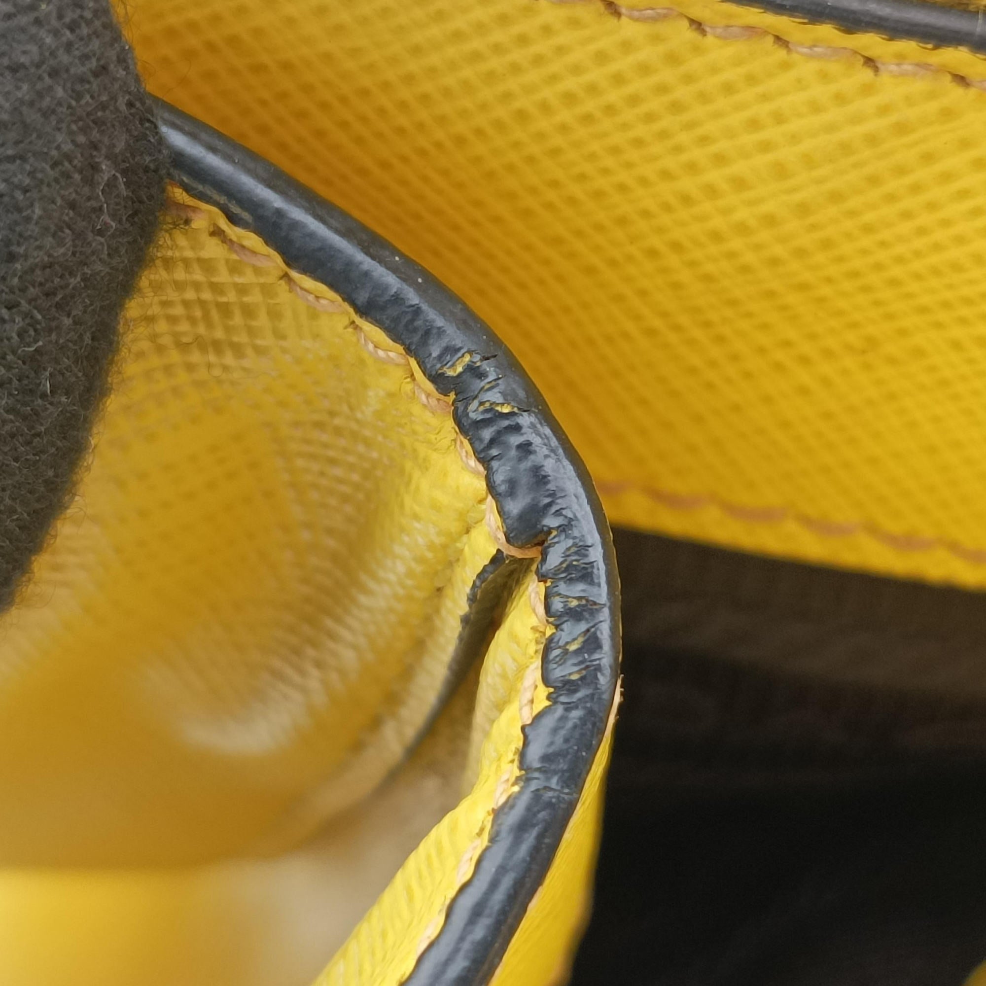 Vintage Prada Galleria Yellow SAFFIANO Leather BN2274 shoulderbag | stylenewstar