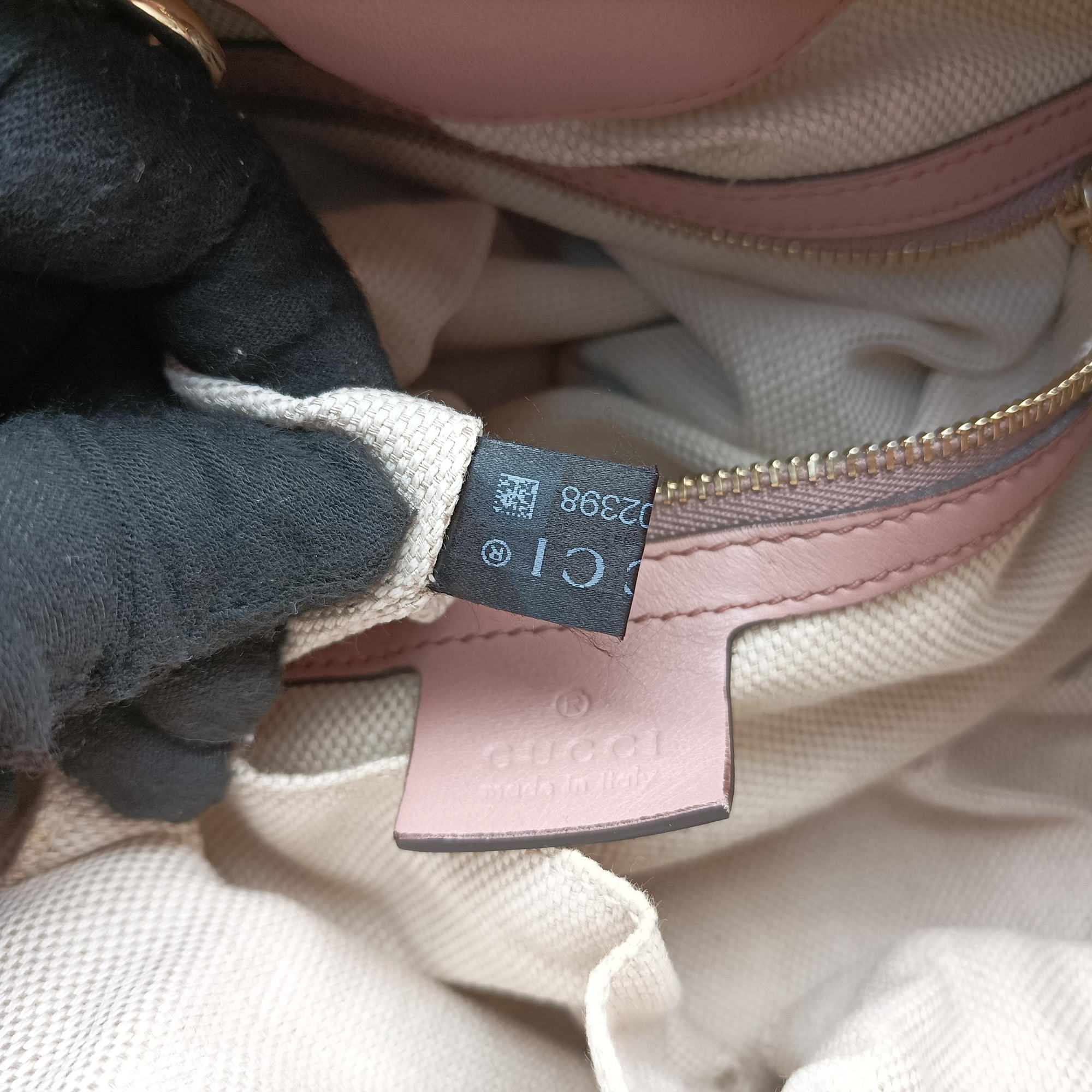 Pre-owned Gucci Soho Beige Patent Leather 308982 shoulderbag | stylenewstar
