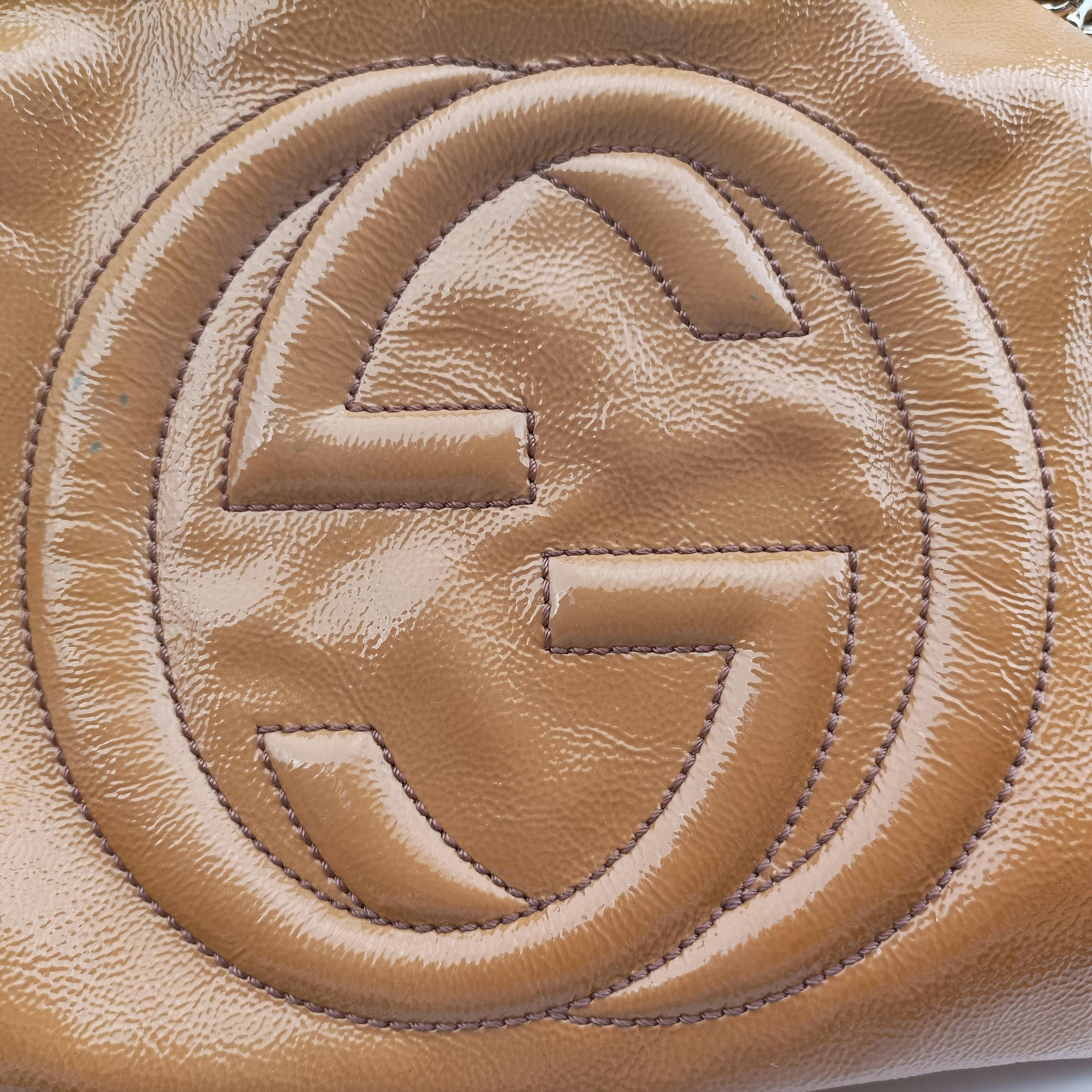 Pre-owned Gucci Soho Beige Patent Leather 308982 shoulderbag | stylenewstar