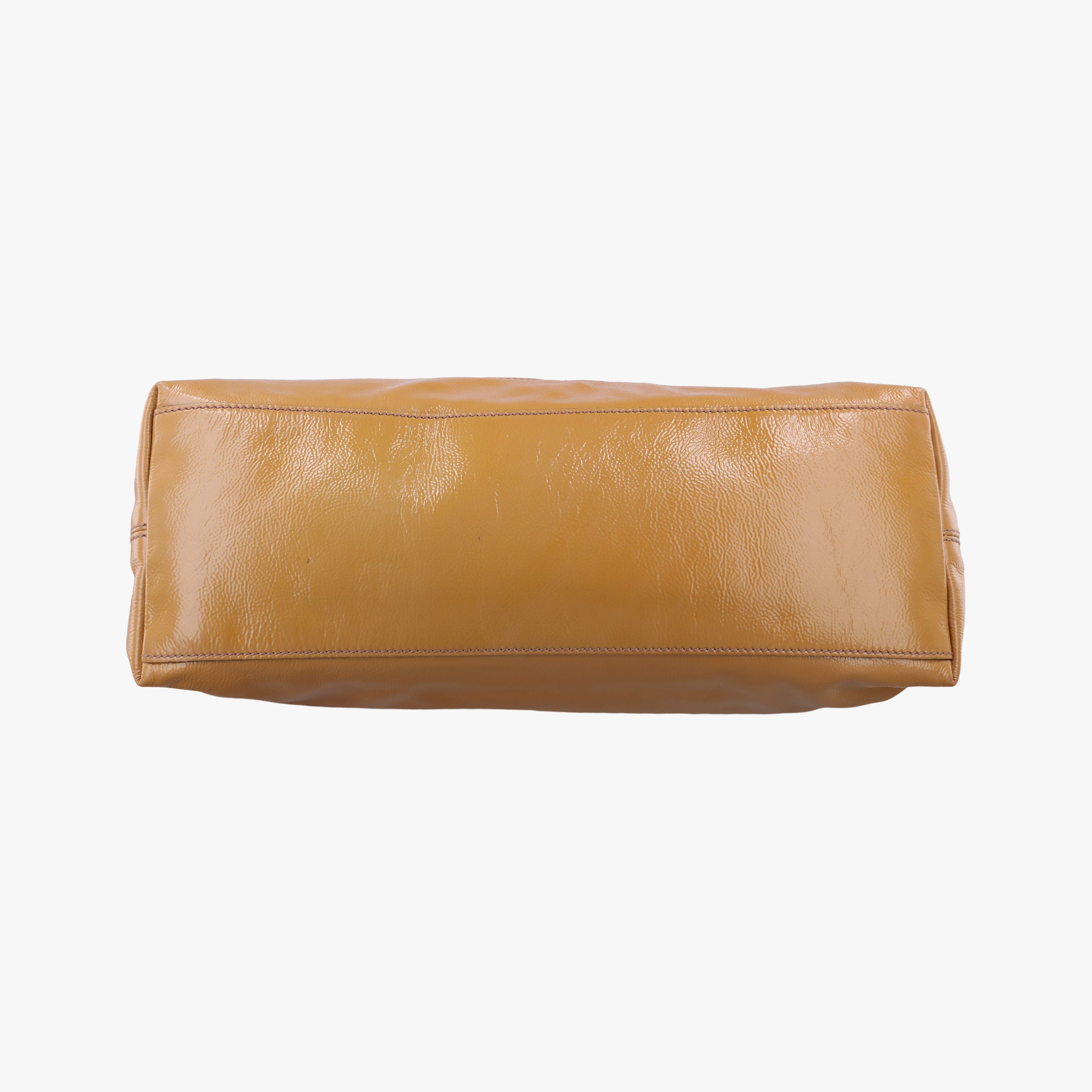 Pre-owned Gucci Soho Beige Patent Leather 308982 shoulderbag | stylenewstar