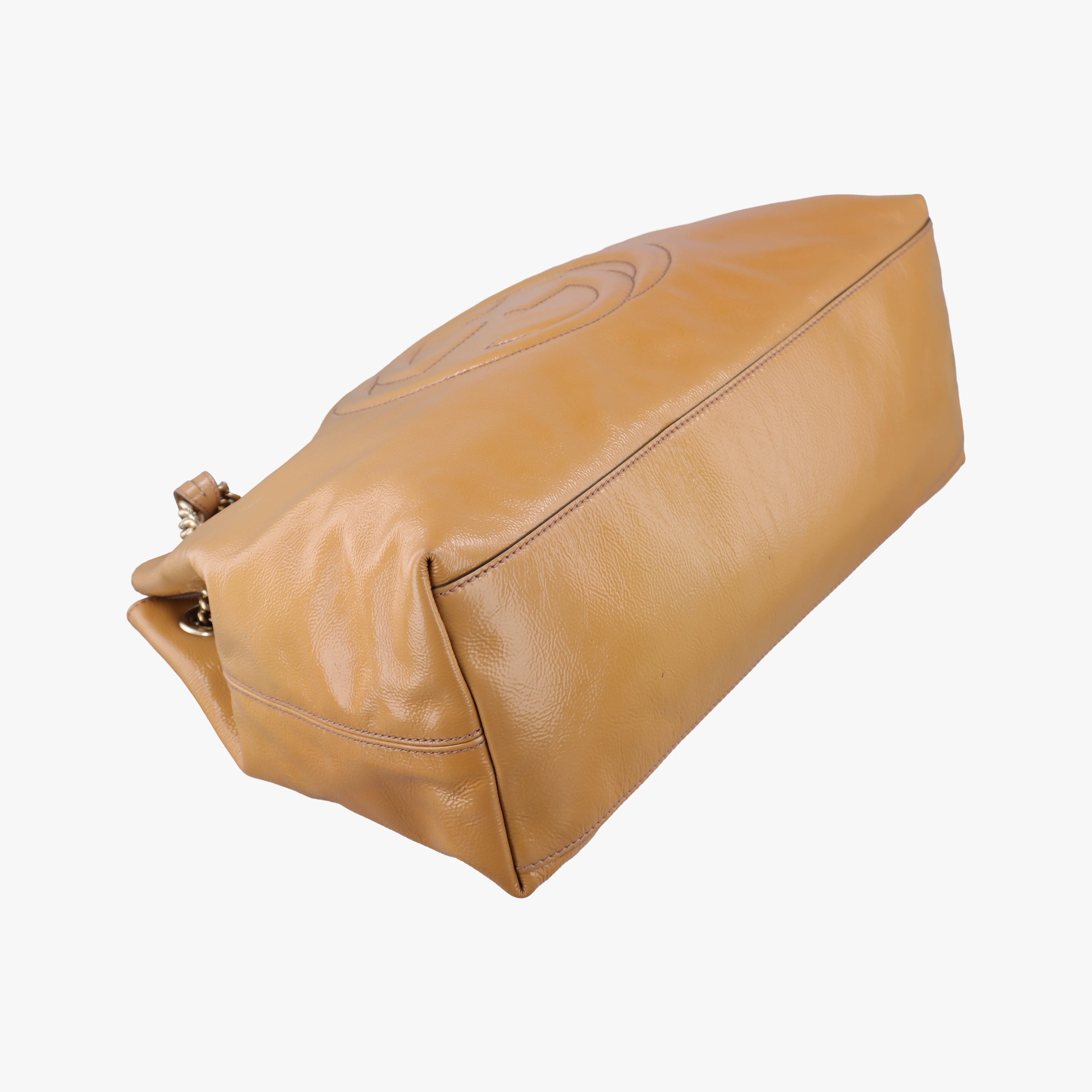 Pre-owned Gucci Soho Beige Patent Leather 308982 shoulderbag | stylenewstar