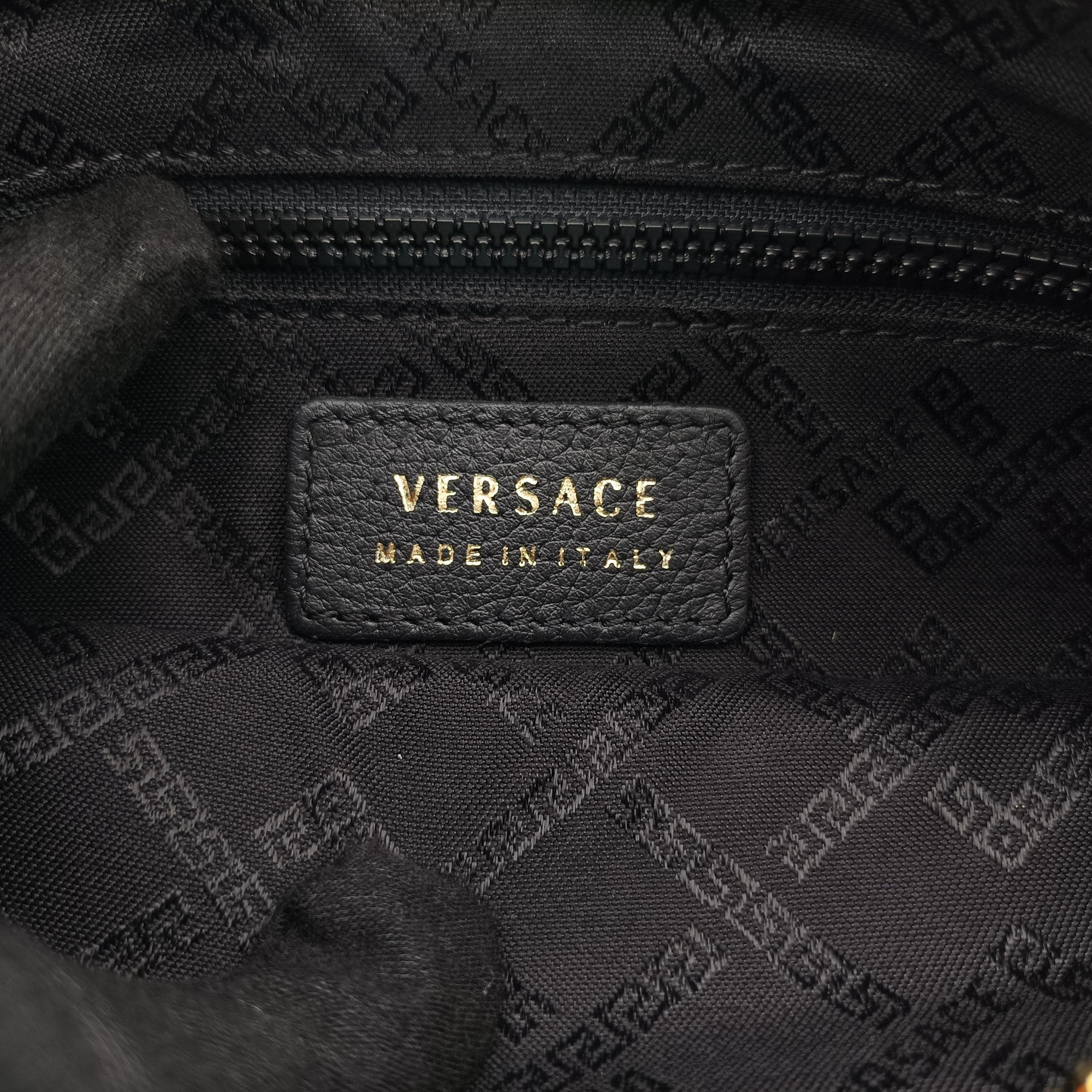 Pre-owned VERSACE Medusa Black Leather  clutchbag | stylenewstar