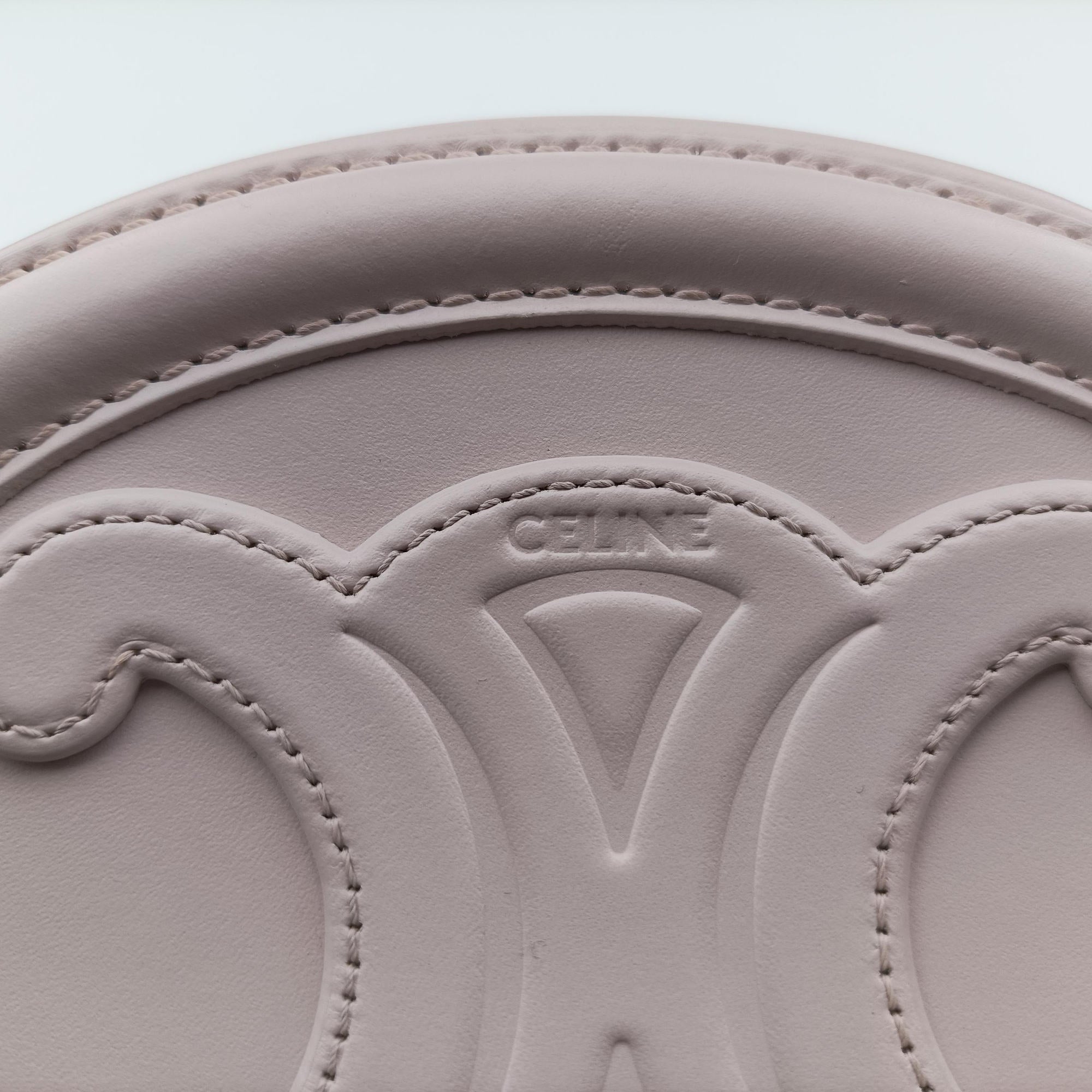 Pre-owned Celine Oval Purse Cuir Triomphe Pink Leather  shoulderbag | stylenewstar
