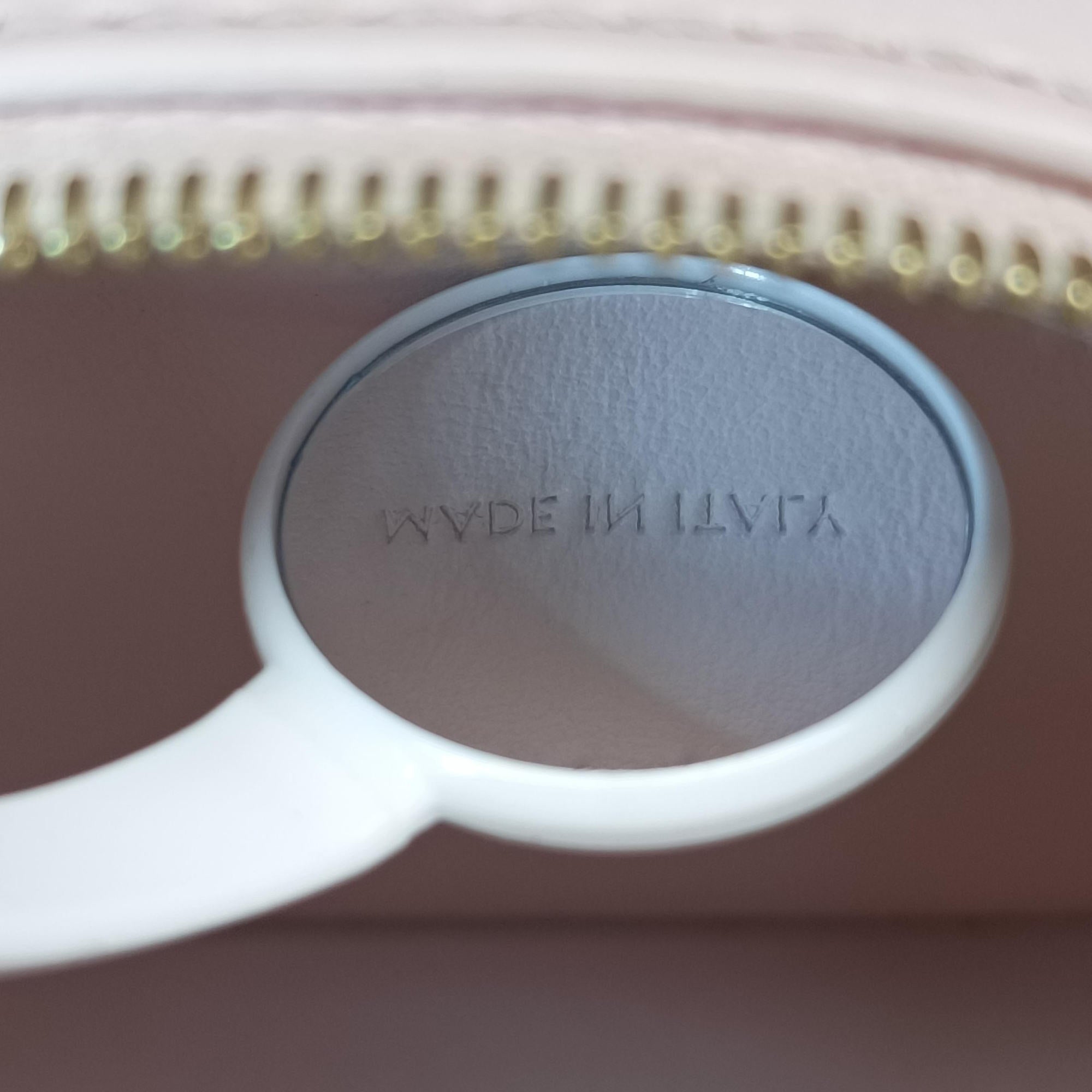 Pre-owned Celine Oval Purse Cuir Triomphe Pink Leather  shoulderbag | stylenewstar