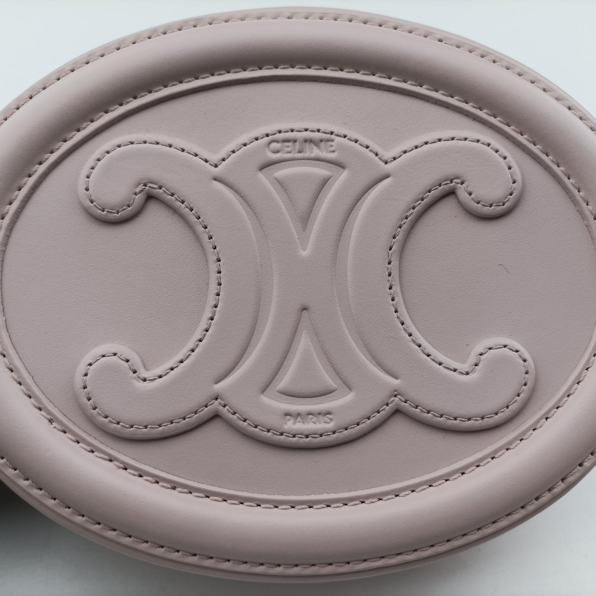 Pre-owned Celine Oval Purse Cuir Triomphe Pink Leather  shoulderbag | stylenewstar