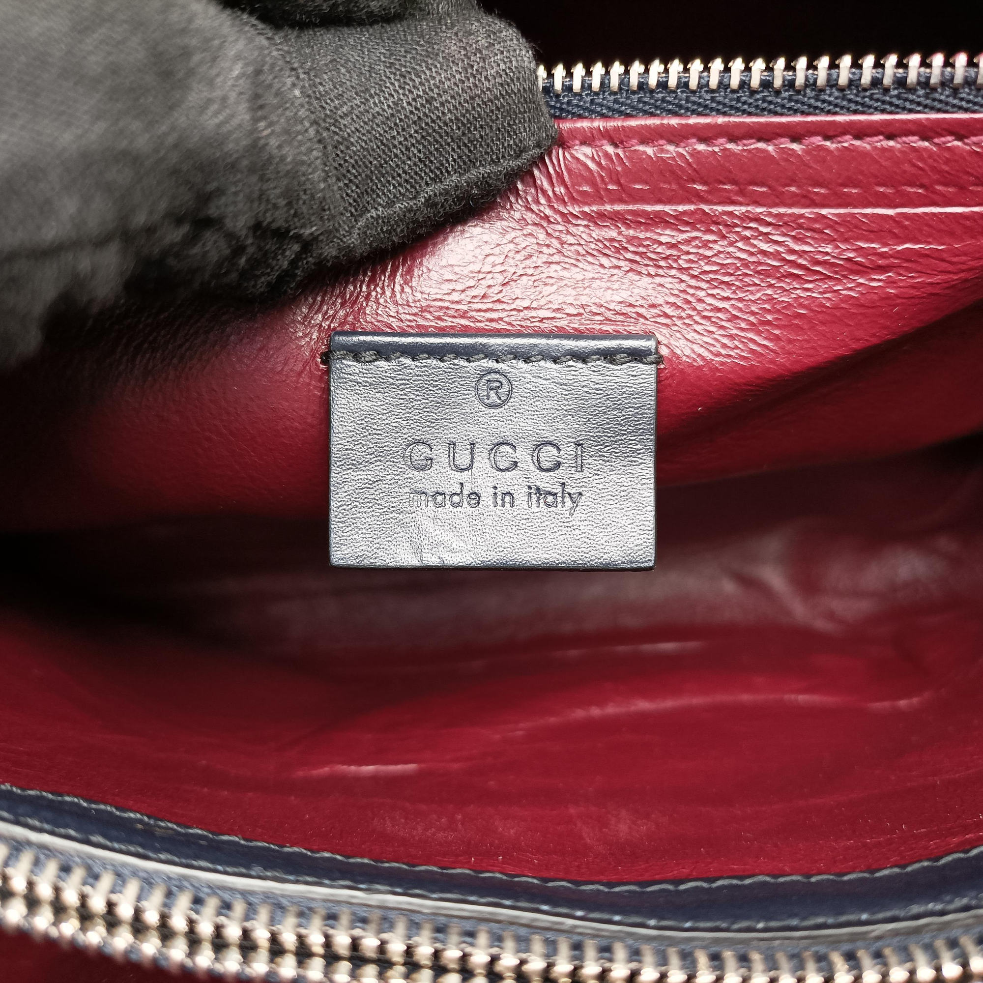 Pre-owned Gucci Zumi Navy × Beige × Bordeaux Leather 569712 shoulderbag | stylenewstar